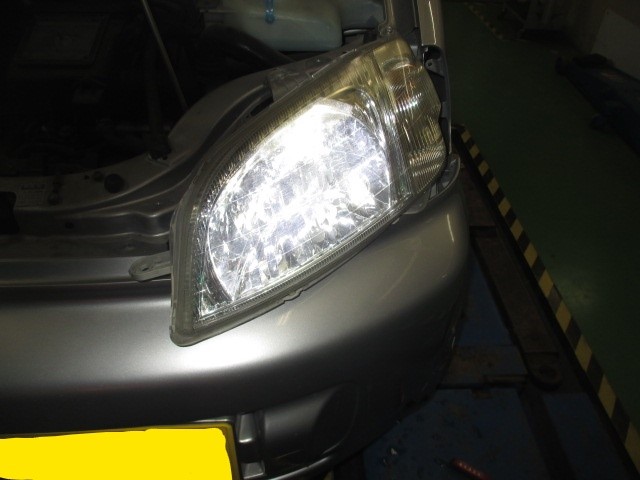 ヘッドライト交換 ホンダ ライフ Led スタッフ日記 タイヤ館 西野 タイヤからはじまる トータルカーメンテナンス タイヤ館グループ
