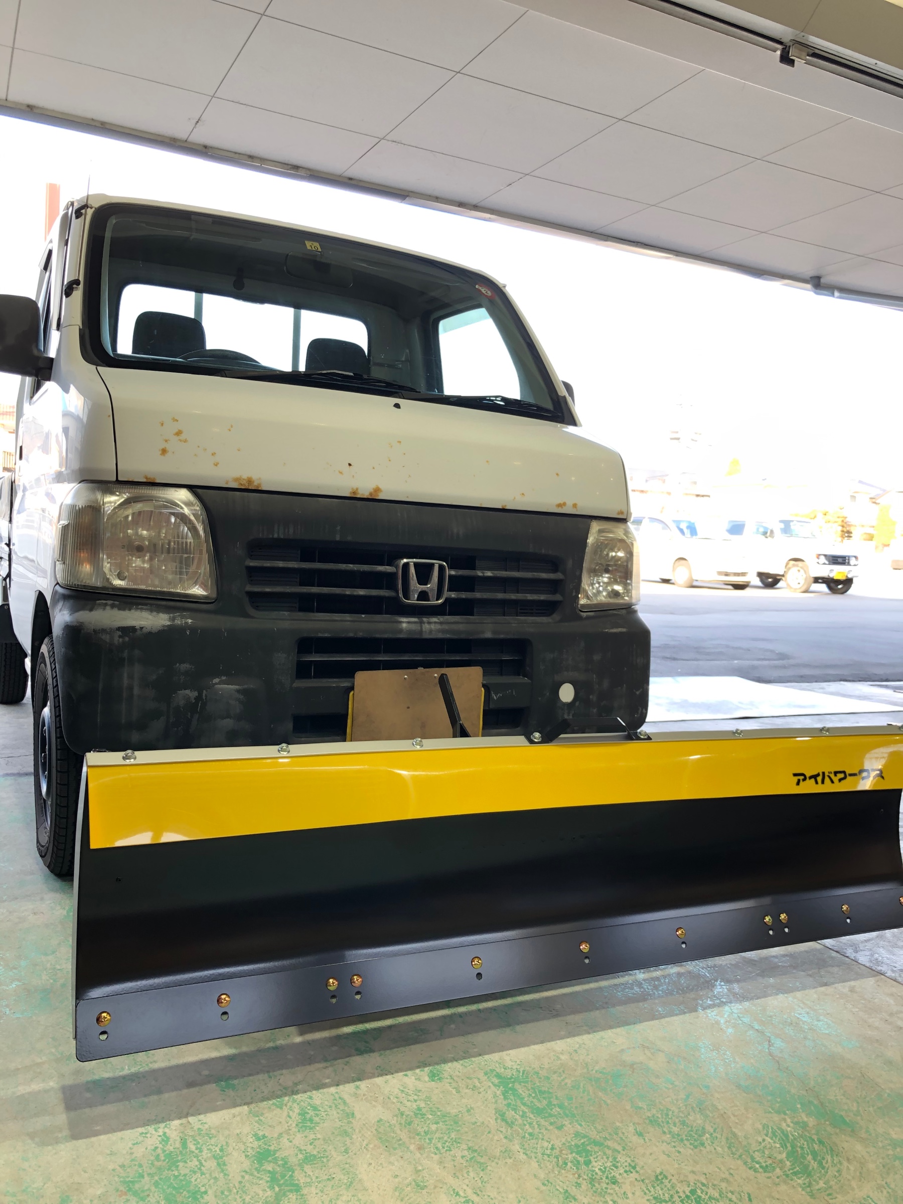 ホンダSB665 ドーザー型除雪機長野市引き取り限定 ホンダSB665