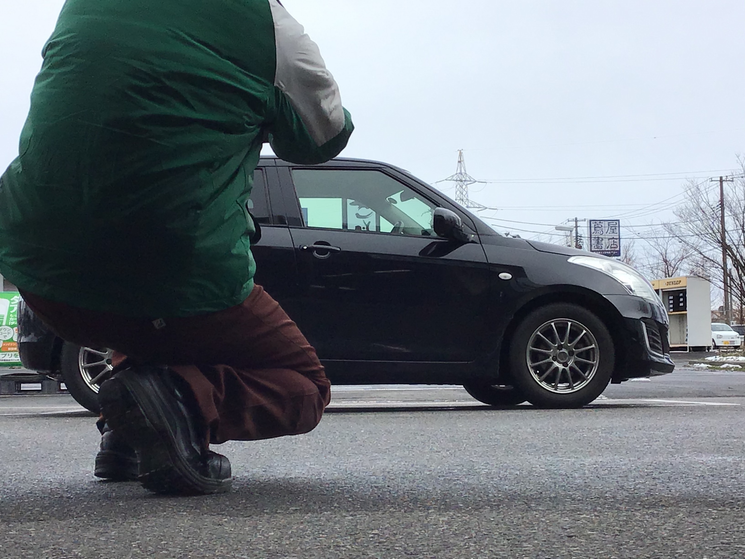 ホイールフィッティング サービス事例 タイヤ館 ｇｐ新潟横越 新潟県のタイヤ カー用品ショップ タイヤからはじまる トータルカーメンテナンス タイヤ館グループ