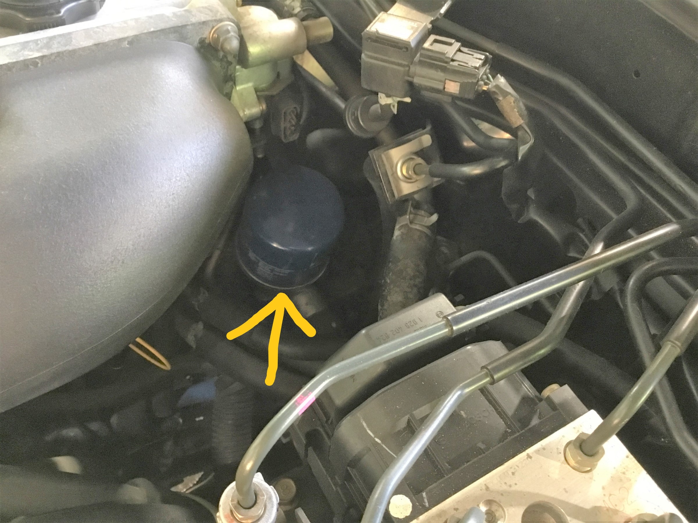 Fd3s型rx 7 エンジンオイル オイルエレメント スパークプラグ交換 マツダ Rx 7 メンテナンス商品 オイル関連 エンジンオイル交換 技術サービスブログ タイヤ館 鎌ヶ谷 千葉県のタイヤ カー用品ショップ タイヤからはじまる トータルカーメンテナンス