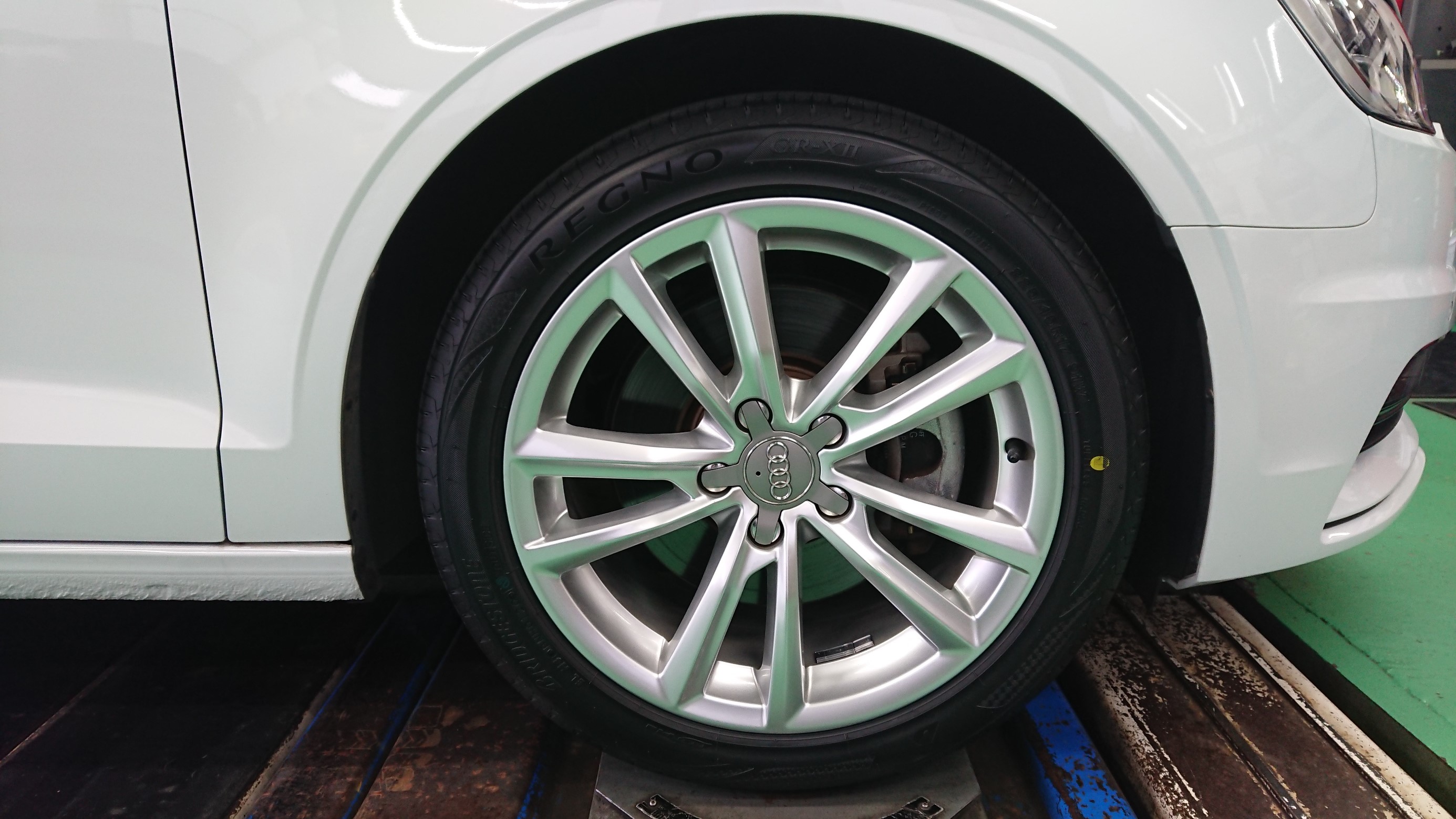 ★Rave★ ⭐️Audi A3⭐️OZ アドリアーナ・レグノタイヤ⭐️ A4×ポテンザ＆A3×レグノ | 店舗おススメ情報 | タイヤ館 石神井