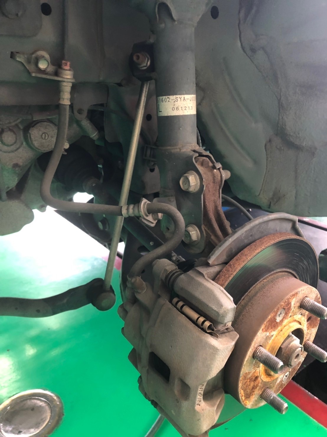 ゼスト スタビリンク左右交換 ホンダ ゼスト その他 その他 関東運輸局長認証工場 自動車整備 点検 修理 ができます エンジン不良 オイル漏れ ラジエーター オルタネーター ベルト ブレーキ周り ブッシュ その他各種部品交換が可能です 法定１２か月点検も