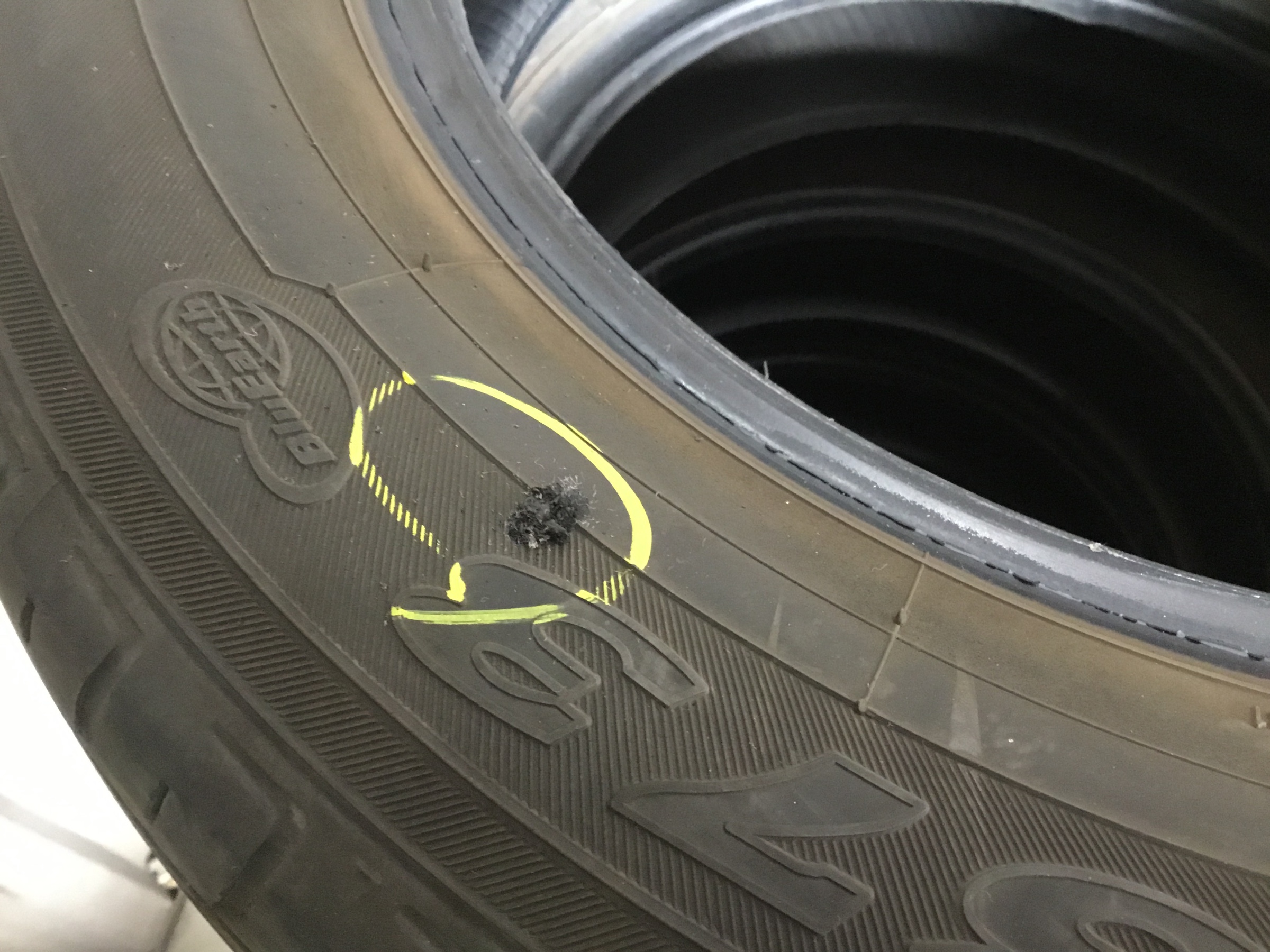 廃タイヤの廃棄 サービス事例 タイヤ館 相模原大野台 タイヤからはじまる トータルカーメンテナンス タイヤ館グループ