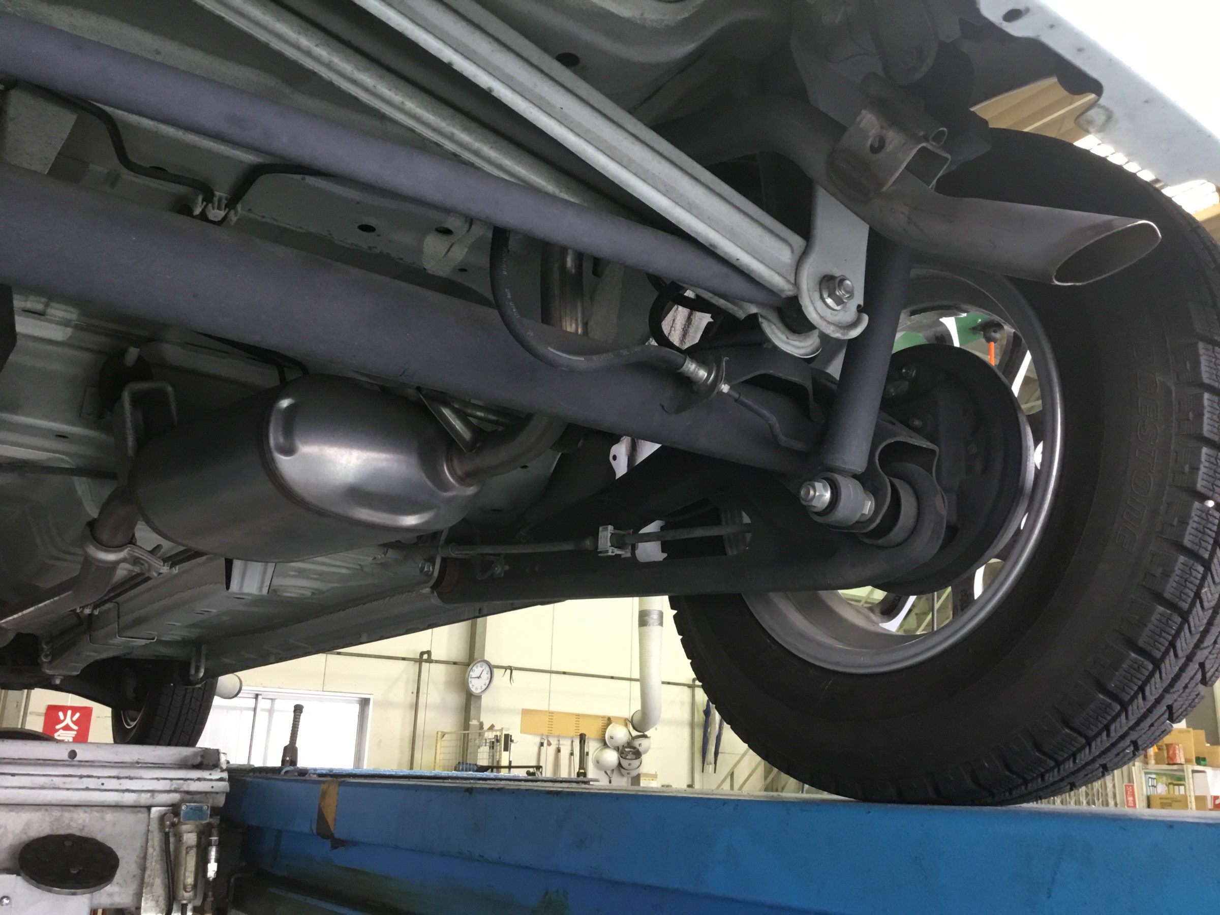 お車の下回り防錆コーティング スタッフ日記 タイヤ館 岡崎 愛知県 三重県のタイヤ カー用品ショップ タイヤからはじまる トータルカーメンテナンス タイヤ館グループ