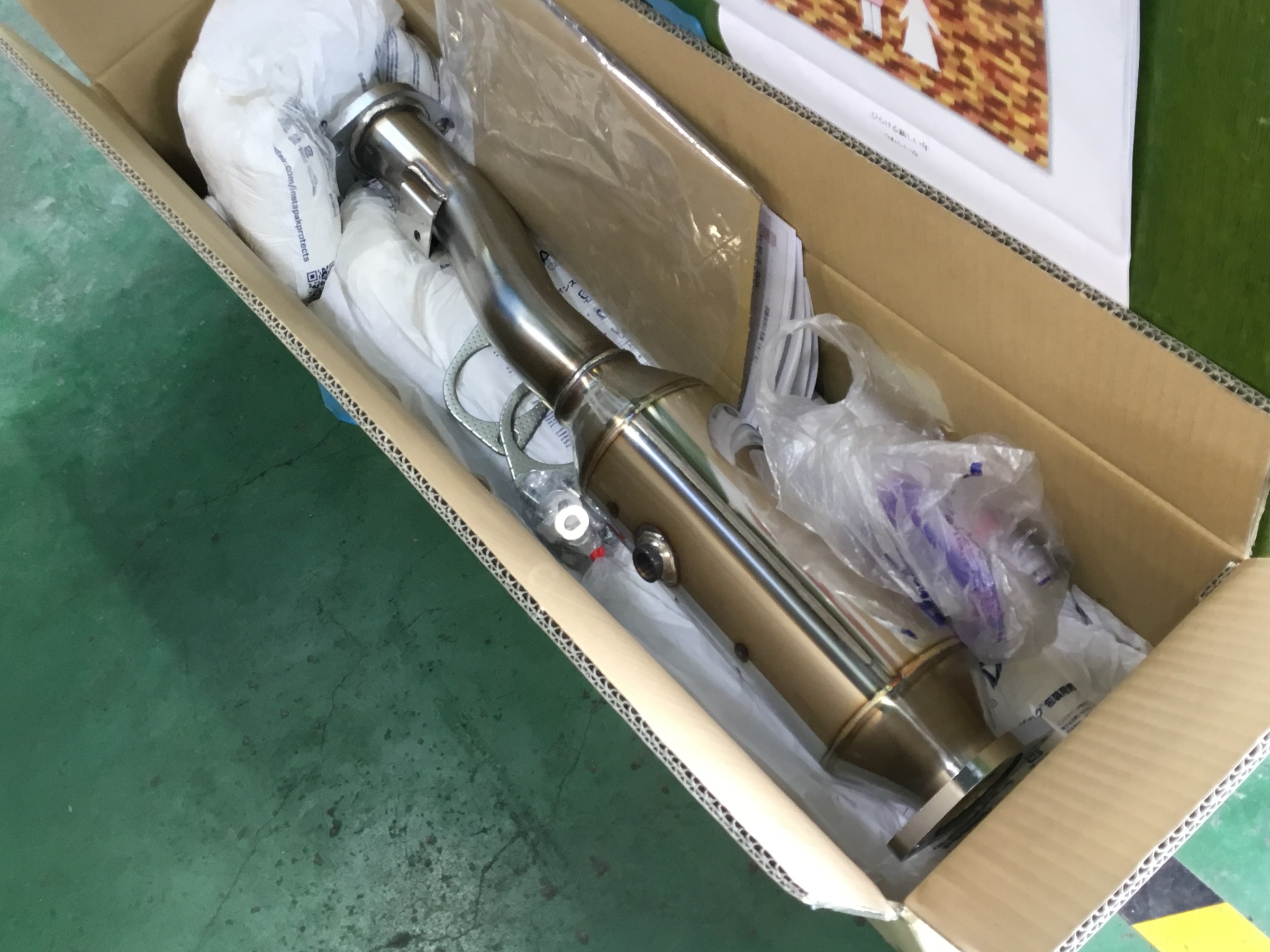 ランサーエボX スポーツ触媒取り付け＼(^o^)／ | 三菱 ランサー