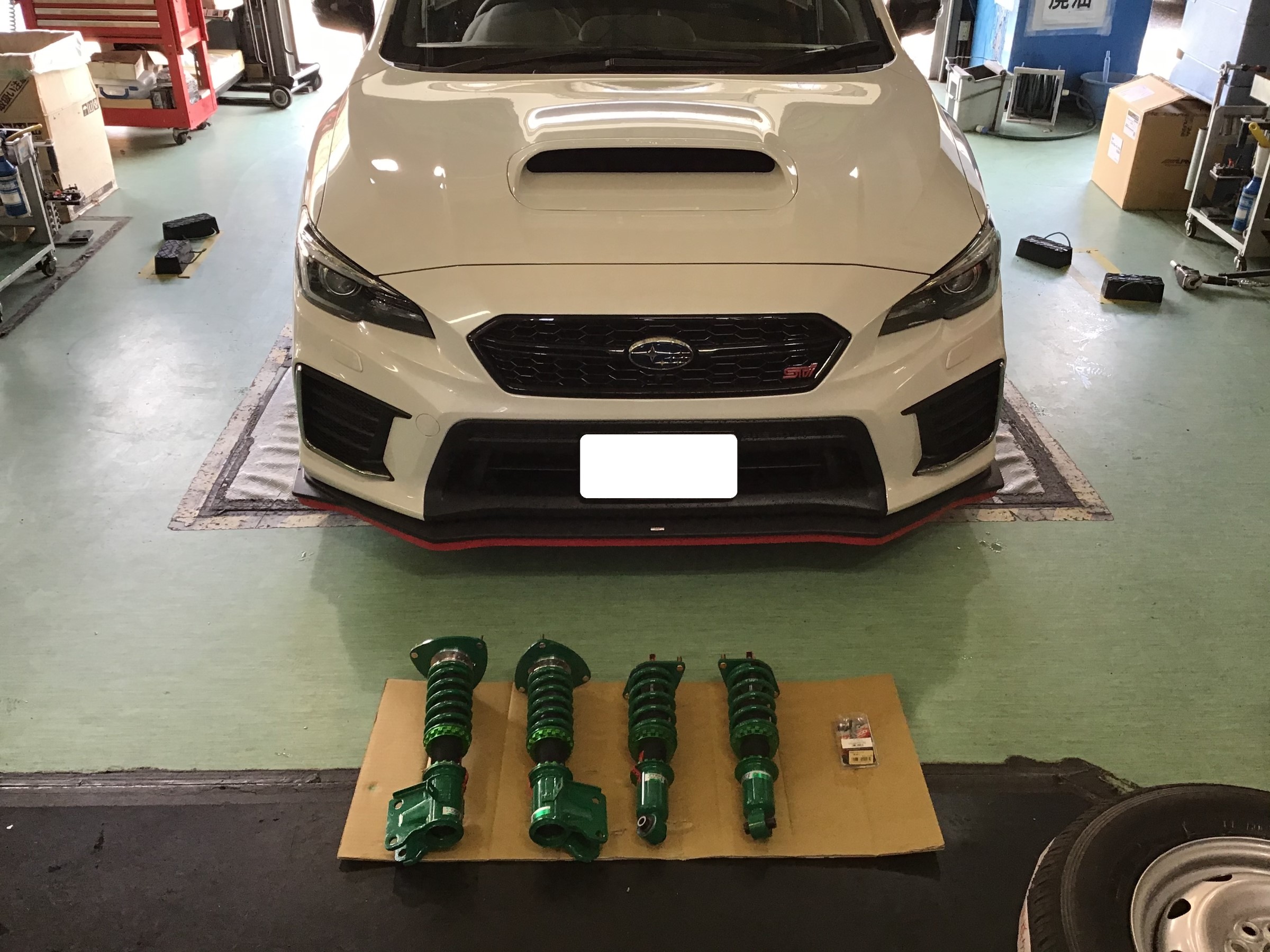 スバル Wrx Sti Vab テイン 車高調 取付 スバル Wrx Sti その他 パーツ取付 各種用品取付 サービス事例 タイヤ館 富谷 宮城県のタイヤ カー用品ショップ タイヤからはじまる トータルカーメンテナンス タイヤ館グループ