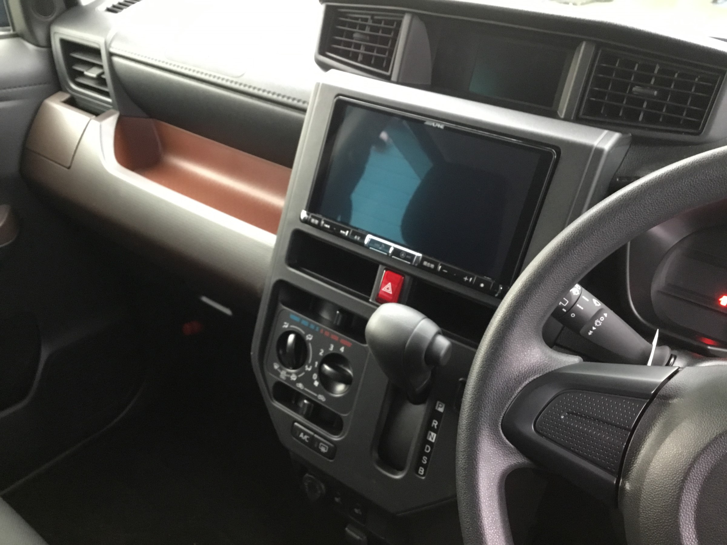 タンクにアルパインの９インチのナビ取付！ | トヨタ タンク AV&ナビ
