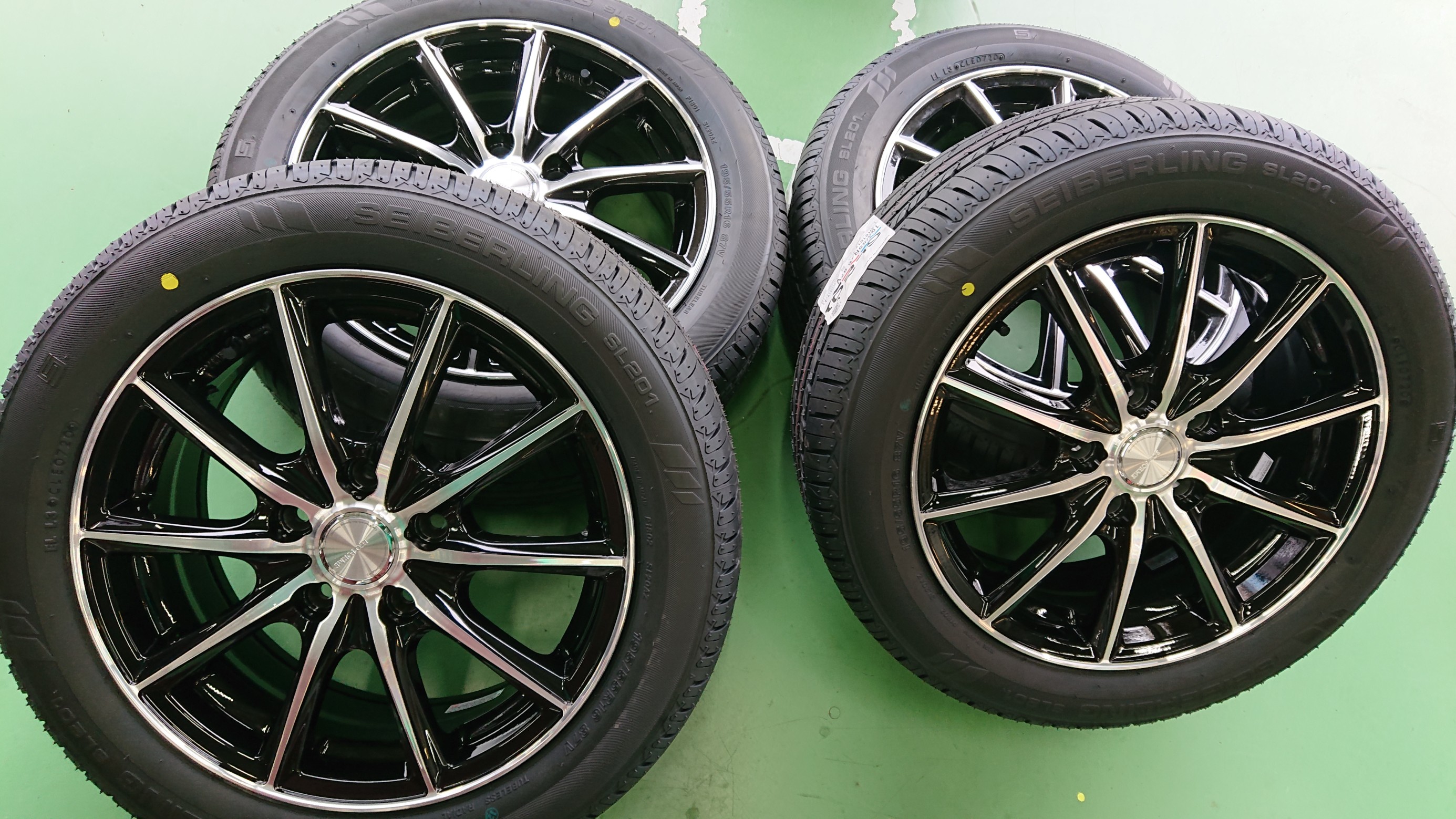 ホンダ・GB型フリードハイブリッド! アルミホイールセット ホンダ・GB型フリードハイブリッド! アルミホイールセット