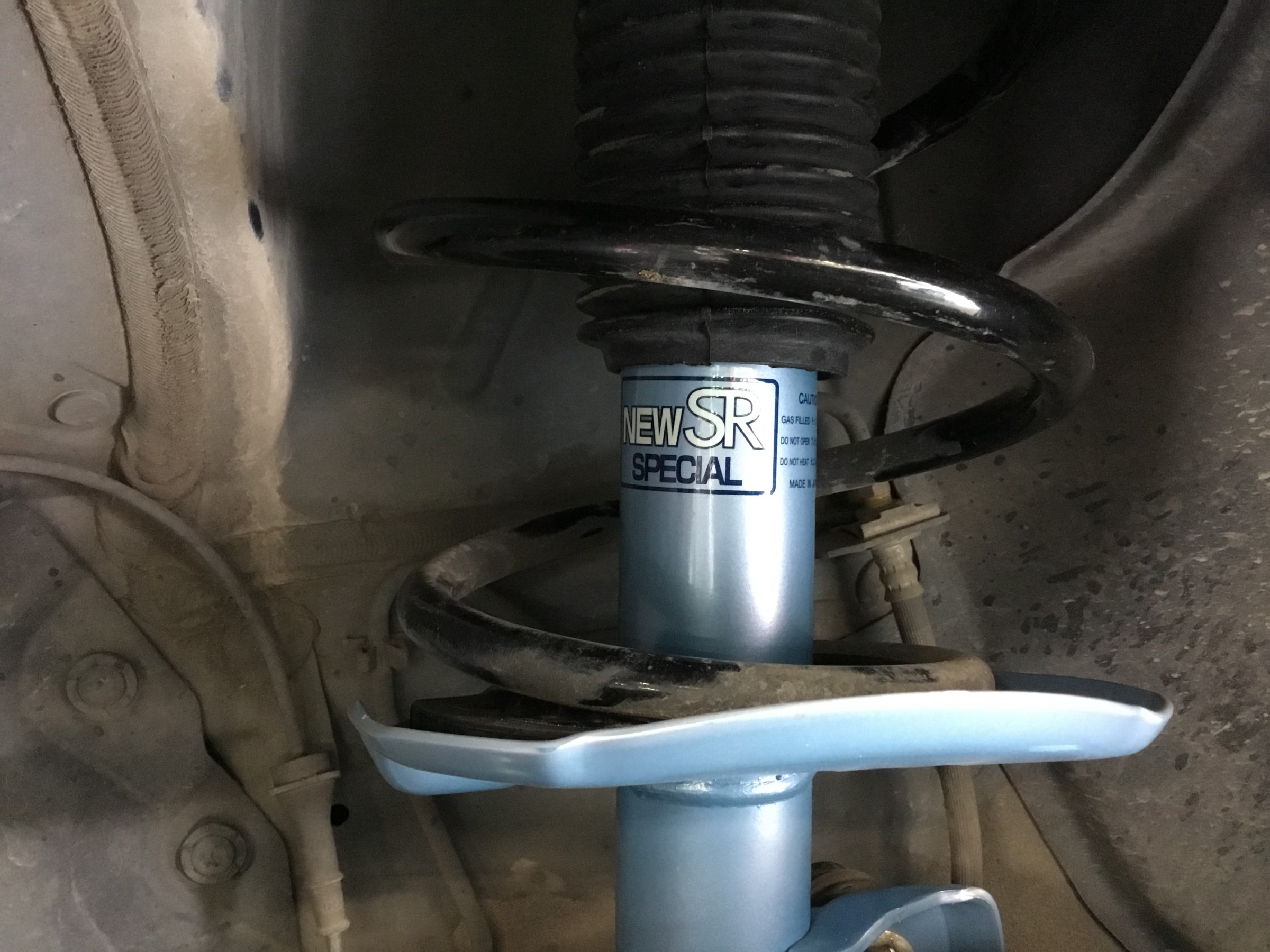 KYB 『NEW SR SPECIAL』取付ご紹介 | 店舗おススメ情報 | タイヤ館