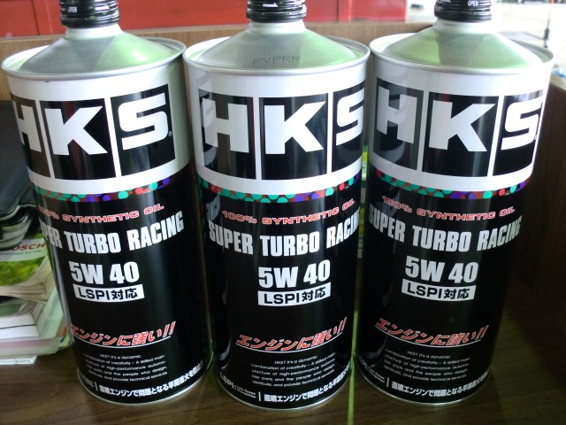 スズキ ジムニー オイル交換 スズキ ジムニー メンテナンス商品 オイル関連 エンジンオイル交換 スタッフ日記 タイヤ館 さやま タイヤからはじまる トータルカーメンテナンス タイヤ館グループ