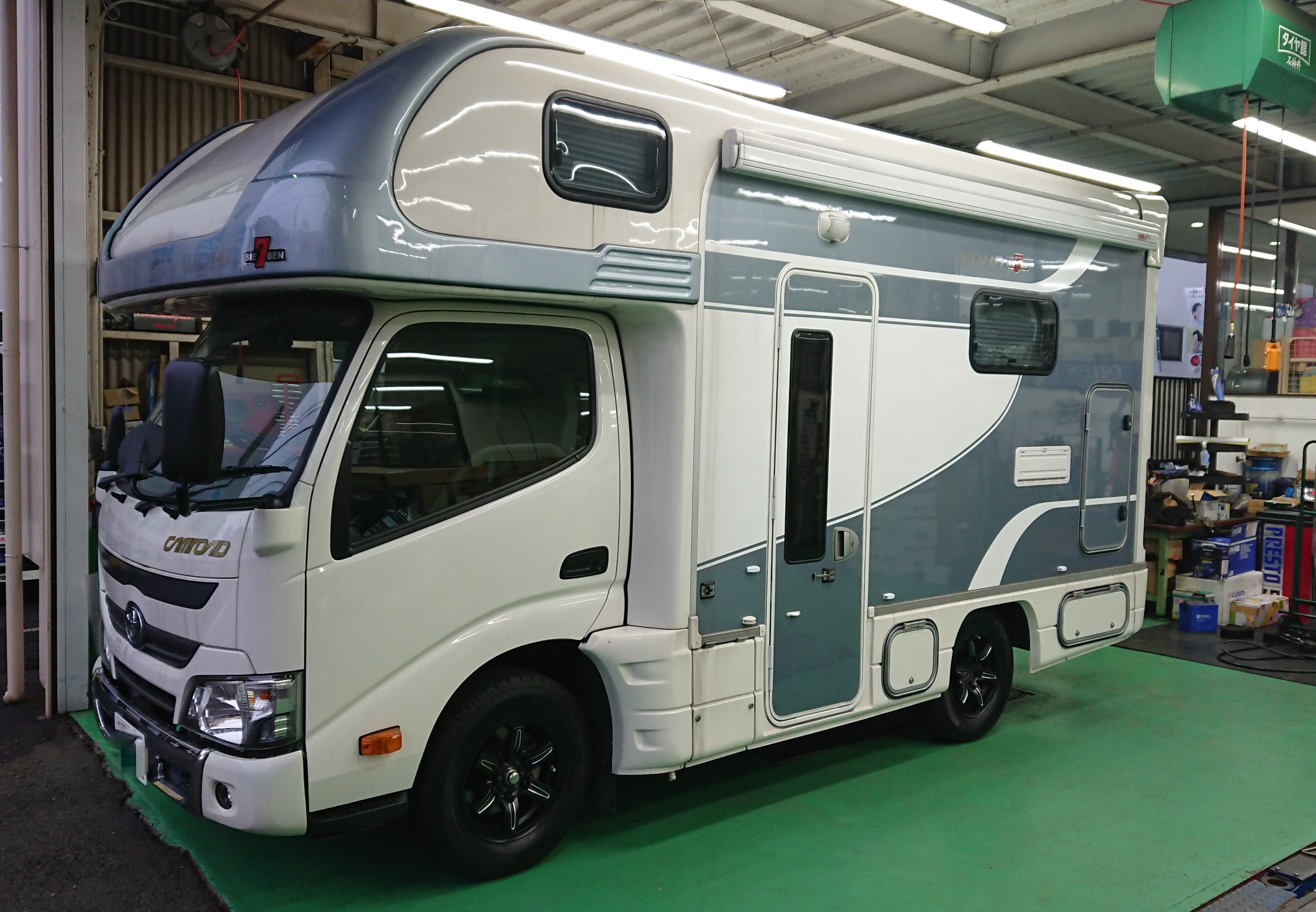 カムロード Tpms Mr トヨタ ダイナ メンテナンス商品 パーツ取付 各種用品取付 スタッフ日記 タイヤ館 石神井 東京都のタイヤ カー用品ショップ タイヤからはじまる トータルカーメンテナンス タイヤ館グループ