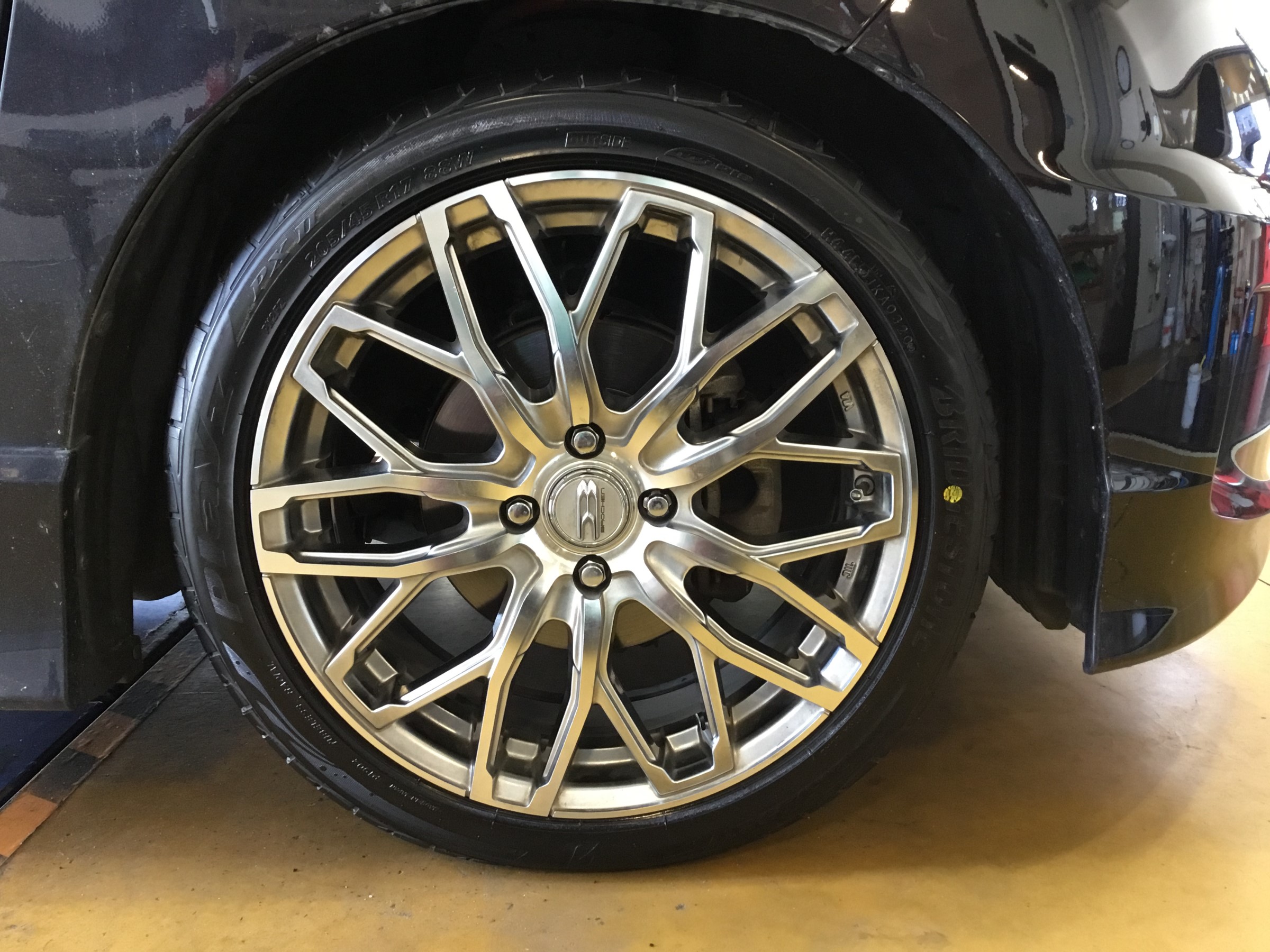 ホンダ フリードスパイク ハイブリッド プレイズ ＰＸ2 205/45Ｒ17