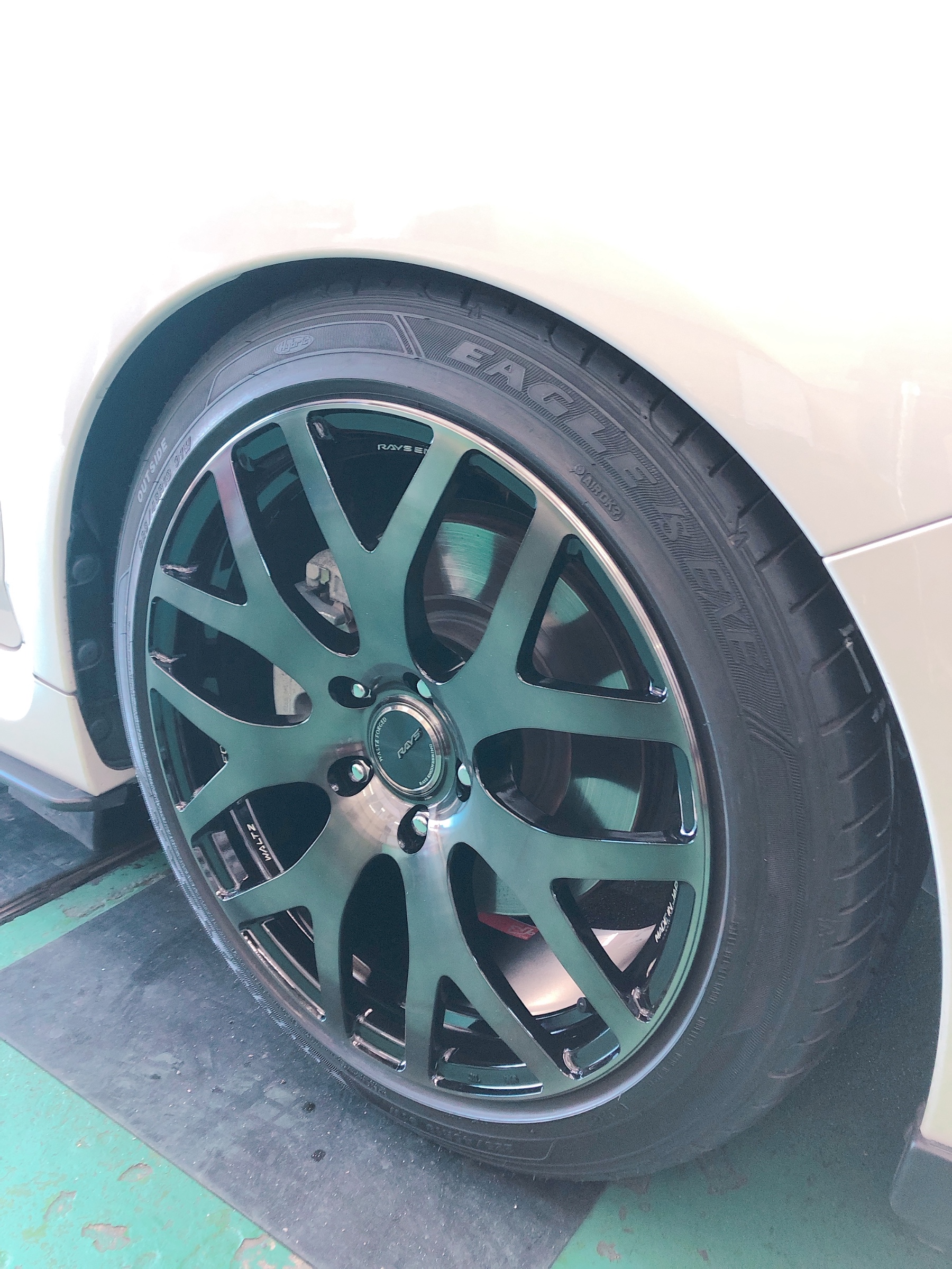 レヴォーグ 【レイズ WALTZ FORGED S7 】アルミ取付 | 店舗お