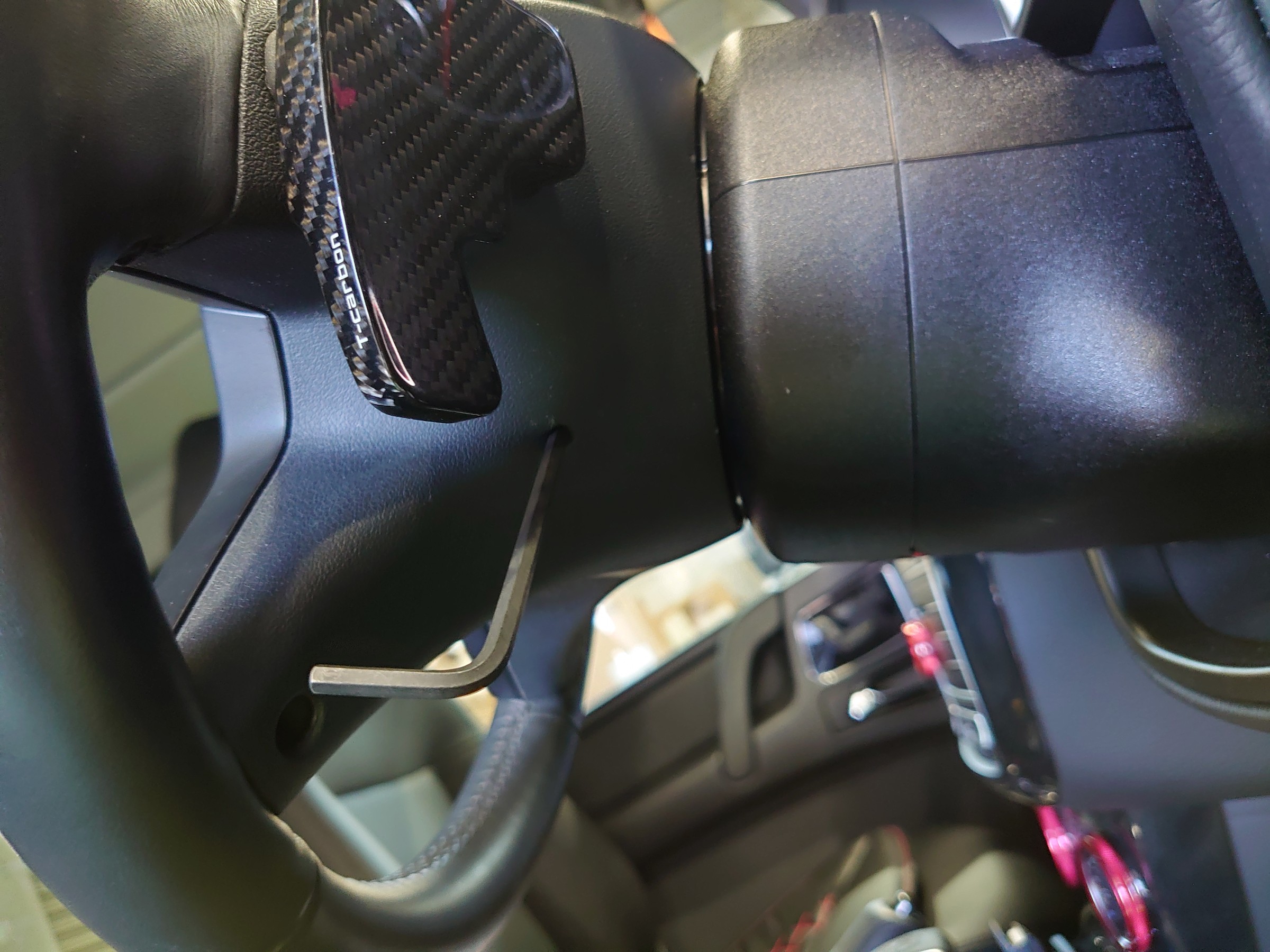 Mercedes Benz W463 ゲレンデ の ハンドル 交換しました メルセデス ベンツ Gクラス その他 外装 内装取付 エアロ取付 技術サービス施工事例 タイヤ館 福岡東 タイヤからはじまる トータルカーメンテナンス タイヤ館グループ