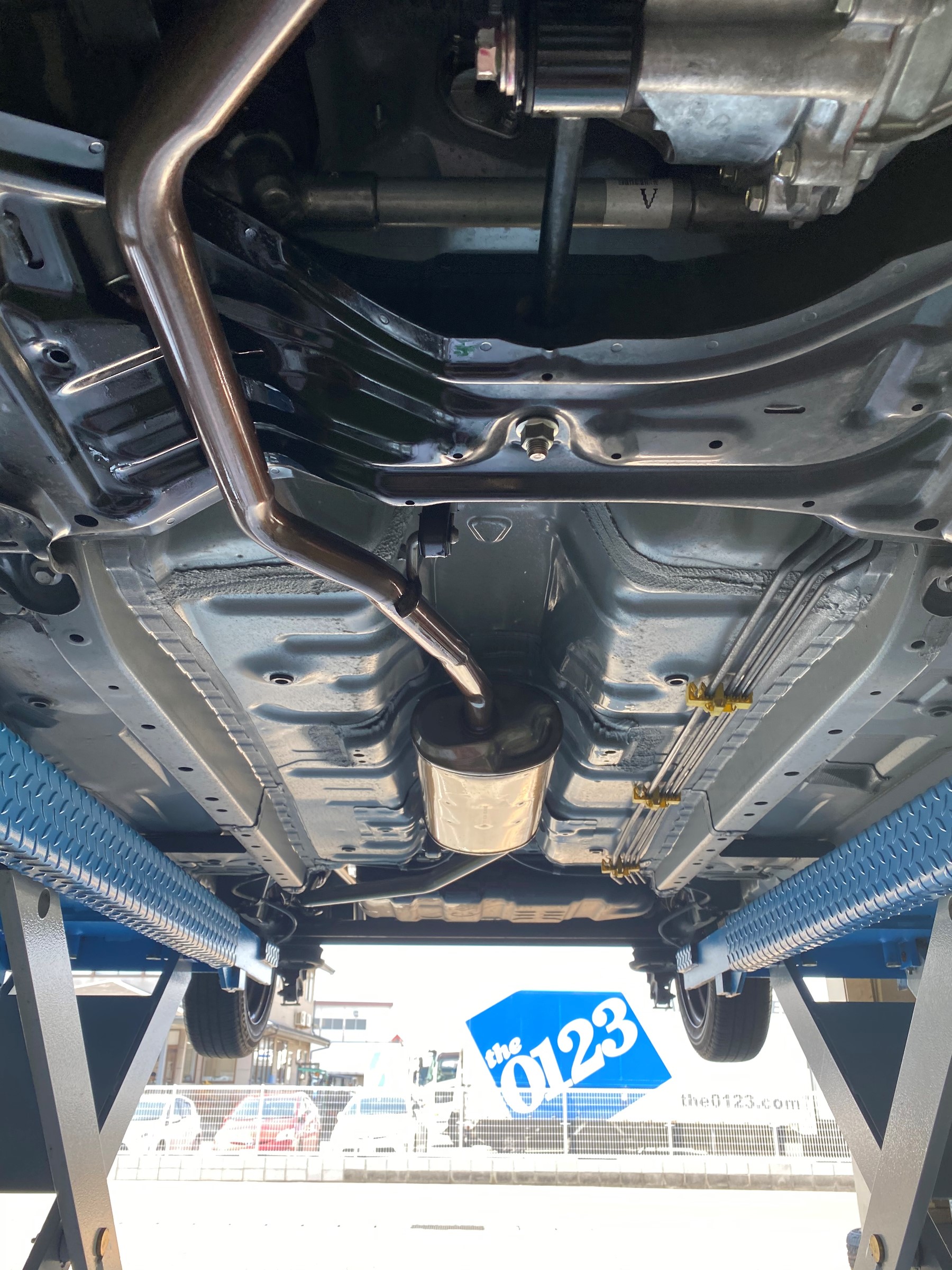 マフラーの防サビができる サービス事例 タイヤ館 岡山東 タイヤからはじまる トータルカーメンテナンス タイヤ館グループ