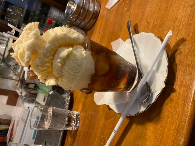 コーラフロート ん スタッフ日記 タイヤ館 佐世保北 タイヤからはじまる トータルカーメンテナンス タイヤ館グループ