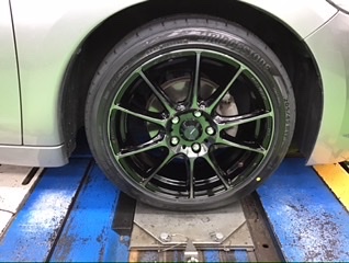 CR-ZにウェッズスポーツSA25R | ホンダ CR-Z | サービス事例 | タイヤ