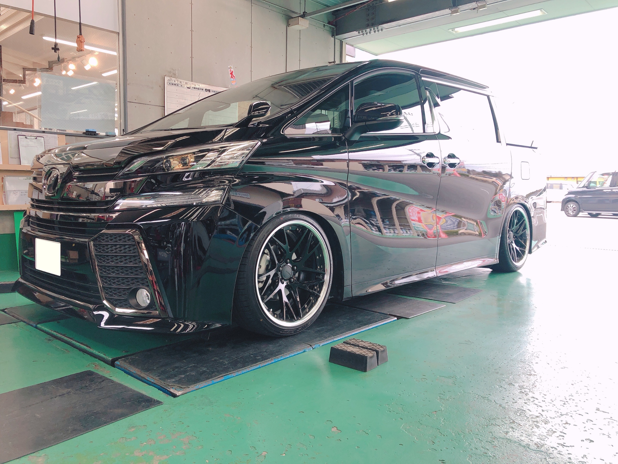 ３０ヴェルファイア 【ＷＯＲＫ グノーシスＣＶＸ 取付】 | トヨタ