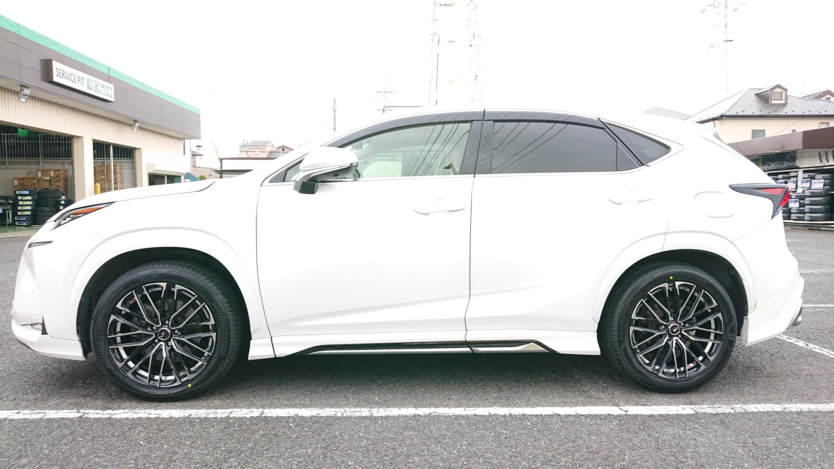 レクサス・NX300t 履き替え＆夏タイヤ・ホイールセット！ | レクサス