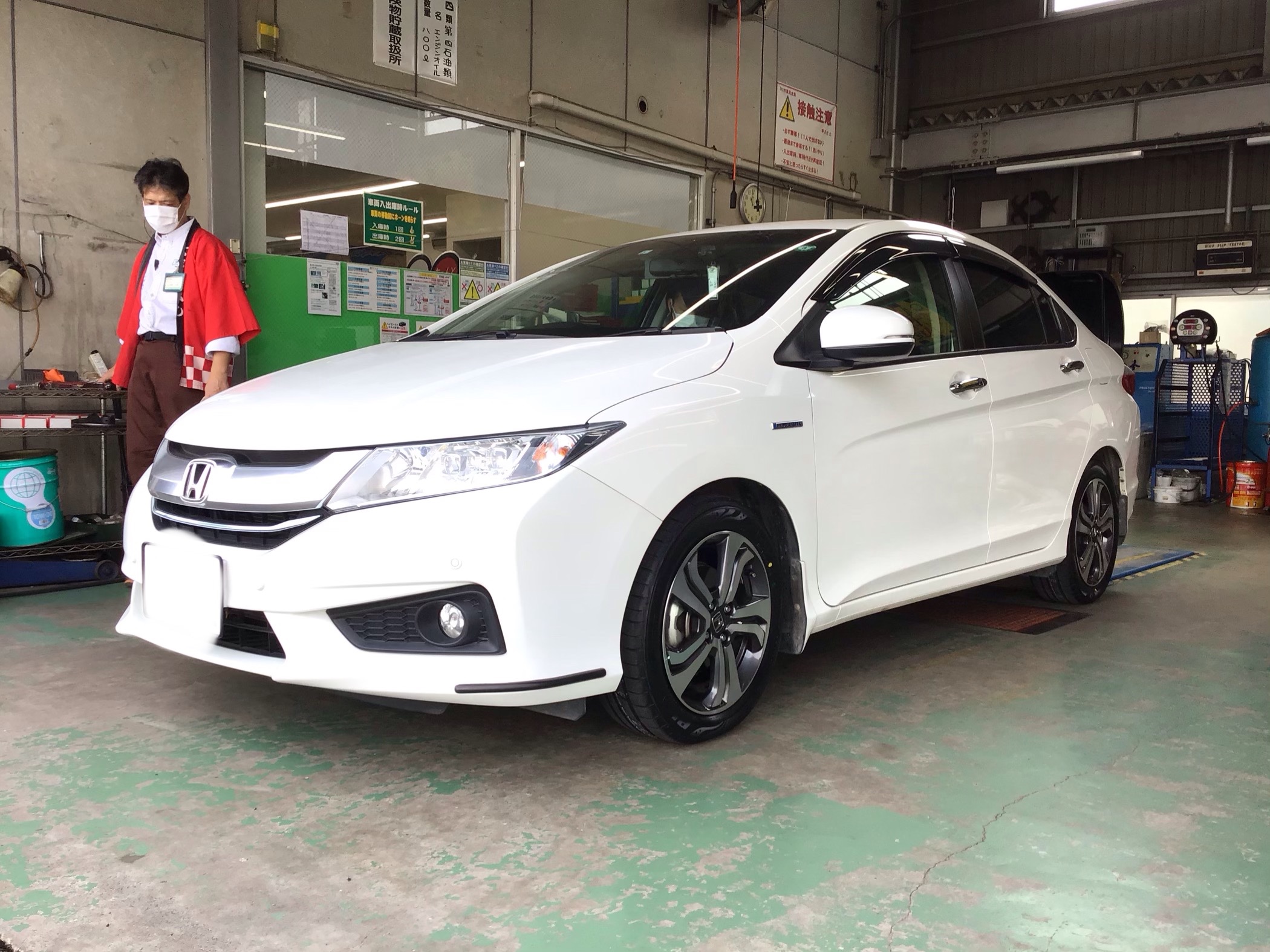 HONDA・グレイス・GM4】タイヤ交換 | 店舗おススメ情報