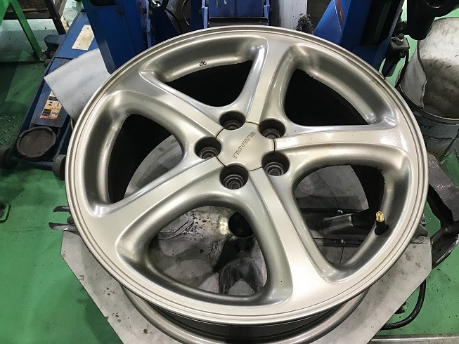 スバル レガシィツーリングワゴン POTENZA S007Aタイヤ交換 | スバル