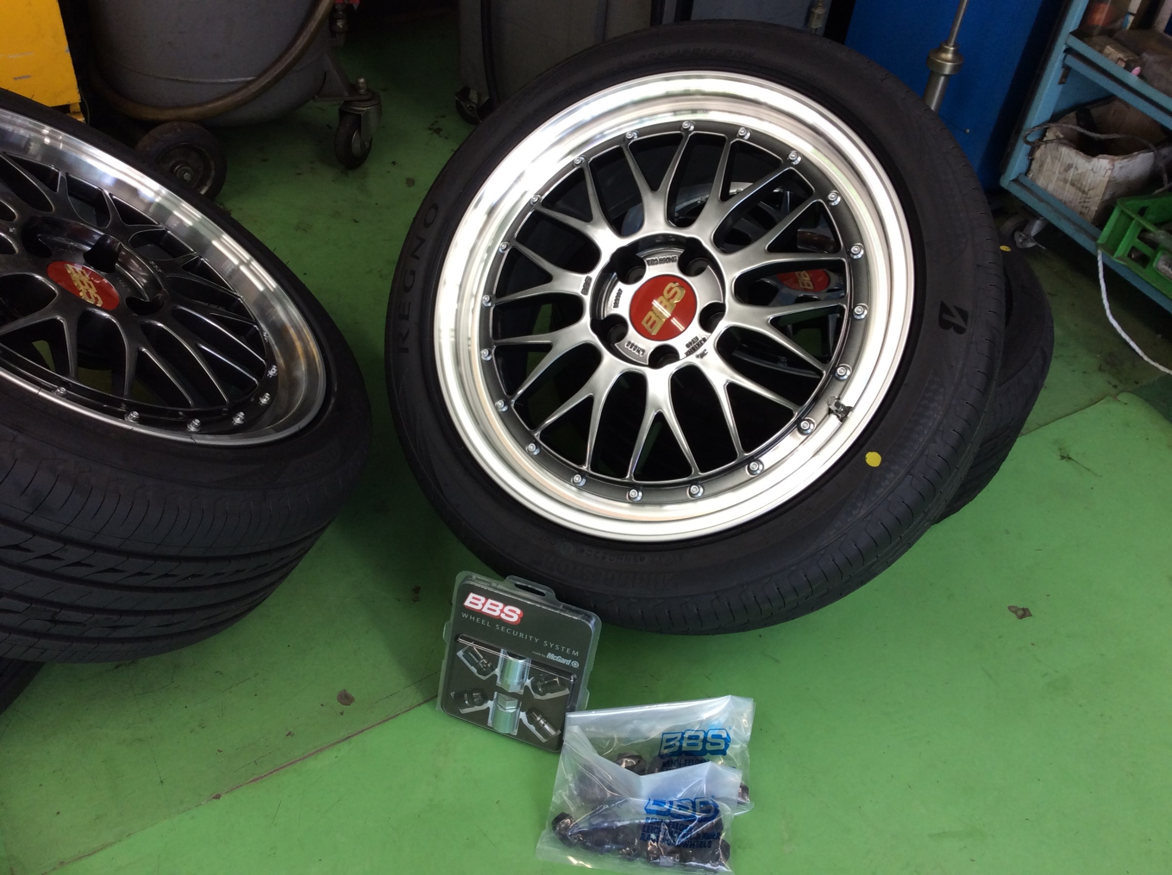 定価約8万 up town タイヤ付きサイドボード 古材 インダストリアル 定価約8万 up town タイヤ付きサイドボード 古材 インダストリアル