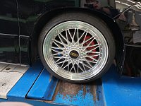 BBS CIR ホイール　タイヤ　20インチ　30系ALPHARD 30アルファード BBS 20インチ組替作業 ｜グーネットピット
