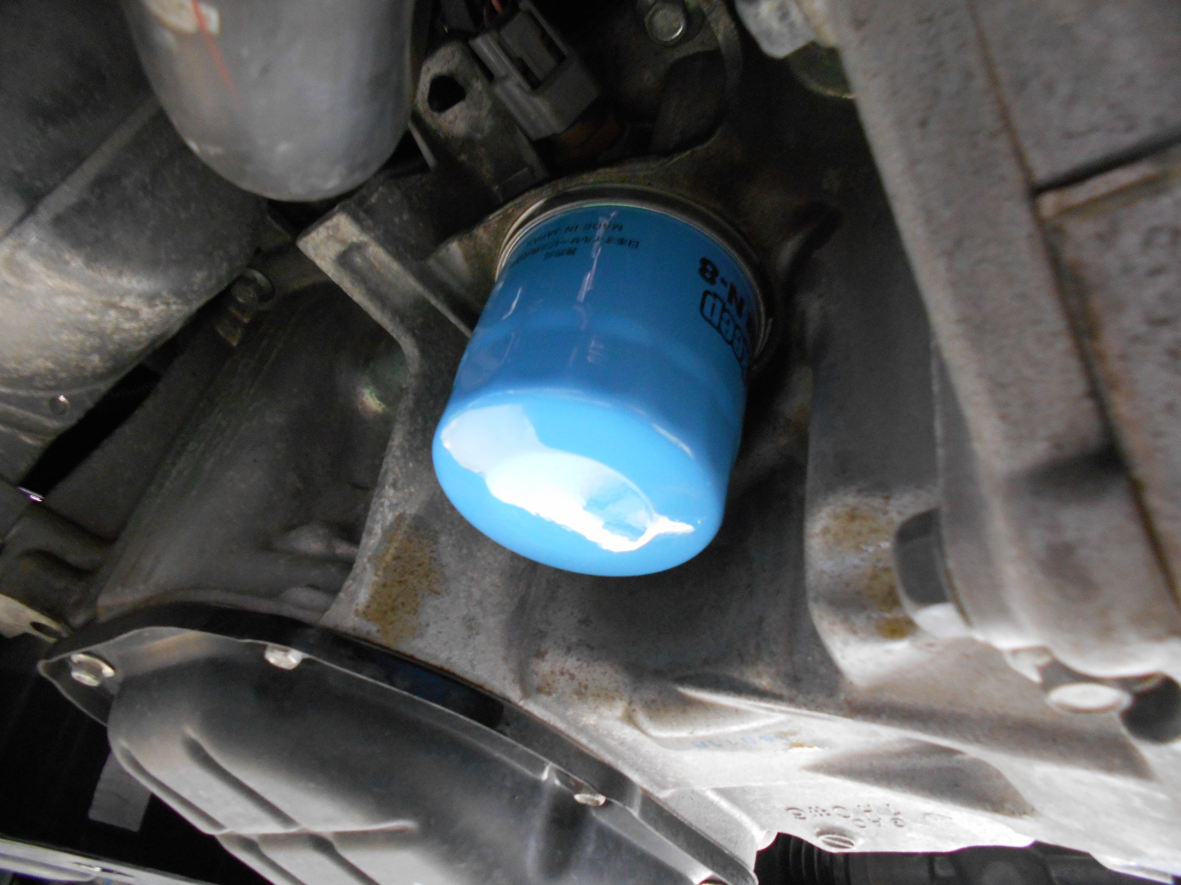 日産マーチ オイル エレメント交換 作業事例 タイヤ館 柏 千葉県のタイヤ カー用品ショップ タイヤからはじまる トータルカーメンテナンス タイヤ館グループ