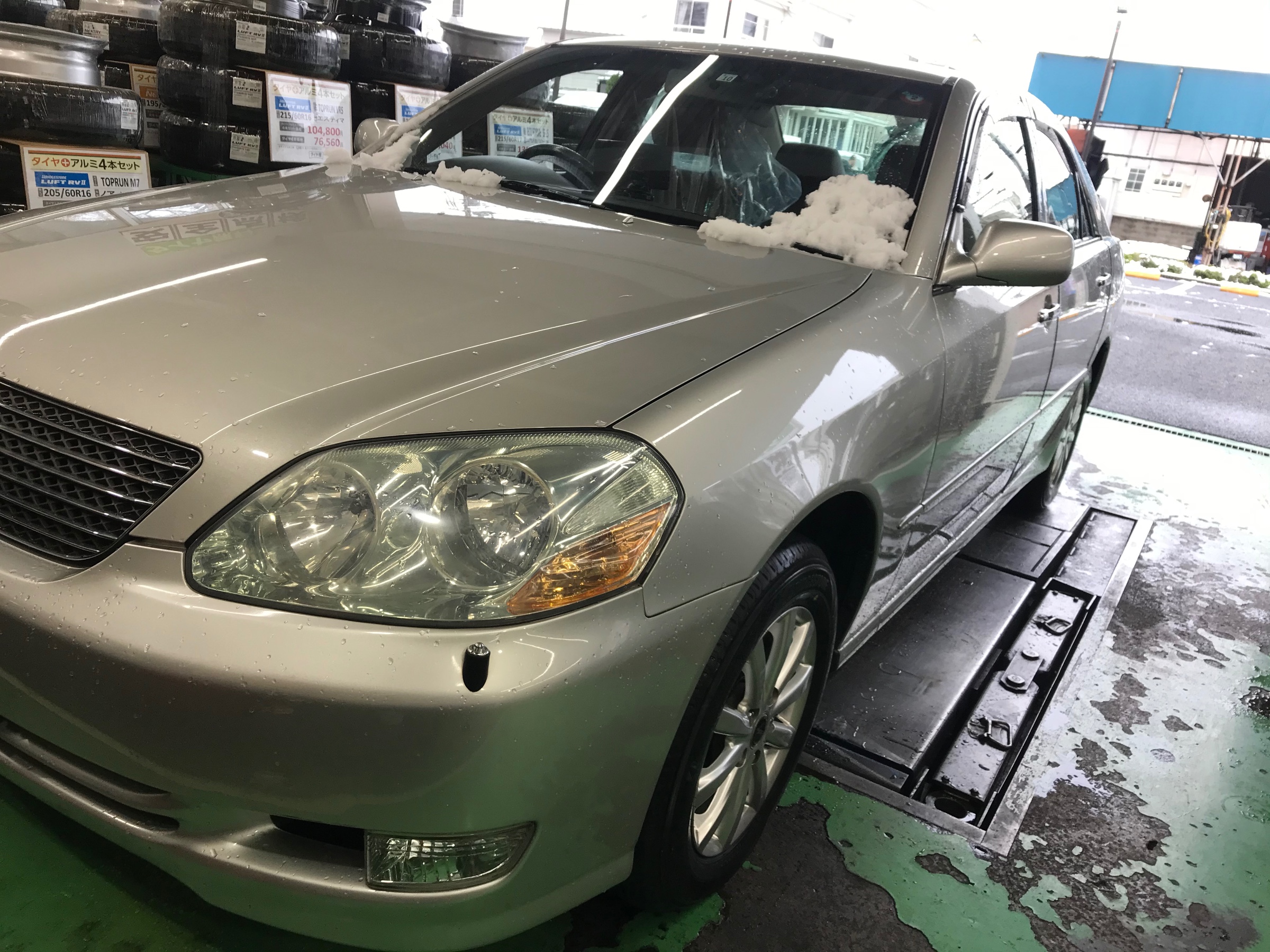 トヨタ マーク タイヤ交換 トヨタ マークii タイヤ スタッフ日記 タイヤ館 西荻窪 東京都のタイヤ カー用品ショップ タイヤからはじまる トータルカーメンテナンス タイヤ館グループ