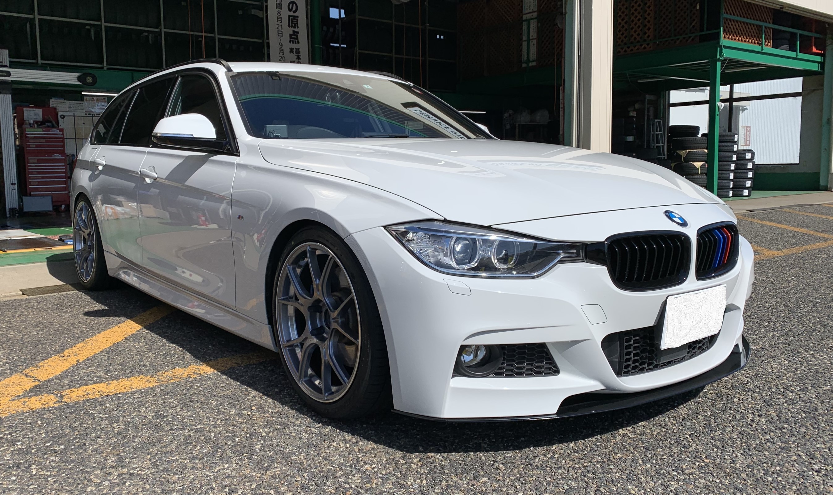 BMW320 F31にホイールお取付！ | BMW 3シリーズ ホイール タイヤ