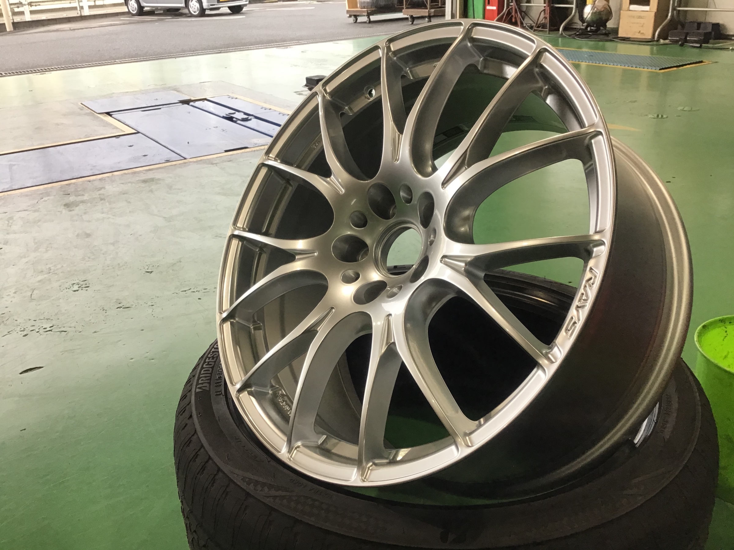 RAYS ホムラ ！！ | 店舗おススメ情報 | タイヤ館 相模原