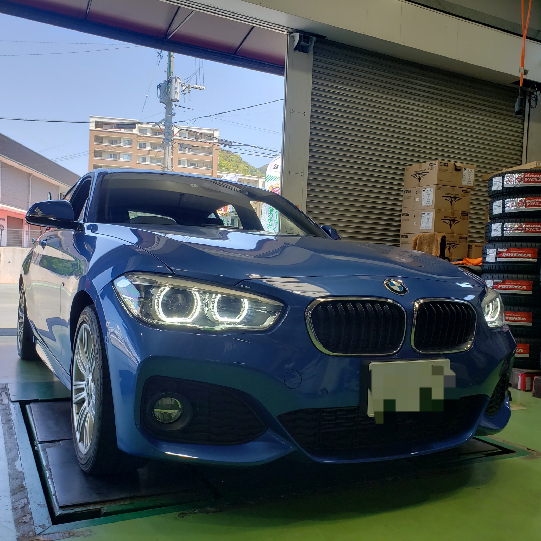 Bmw F 118d ヘッドライト プロテクション フォルム施工 Bmw 1シリーズ その他 外装 内装取付 エアロ取付 技術サービス施工事例 タイヤ館 福岡東 タイヤからはじまる トータルカーメンテナンス タイヤ館グループ