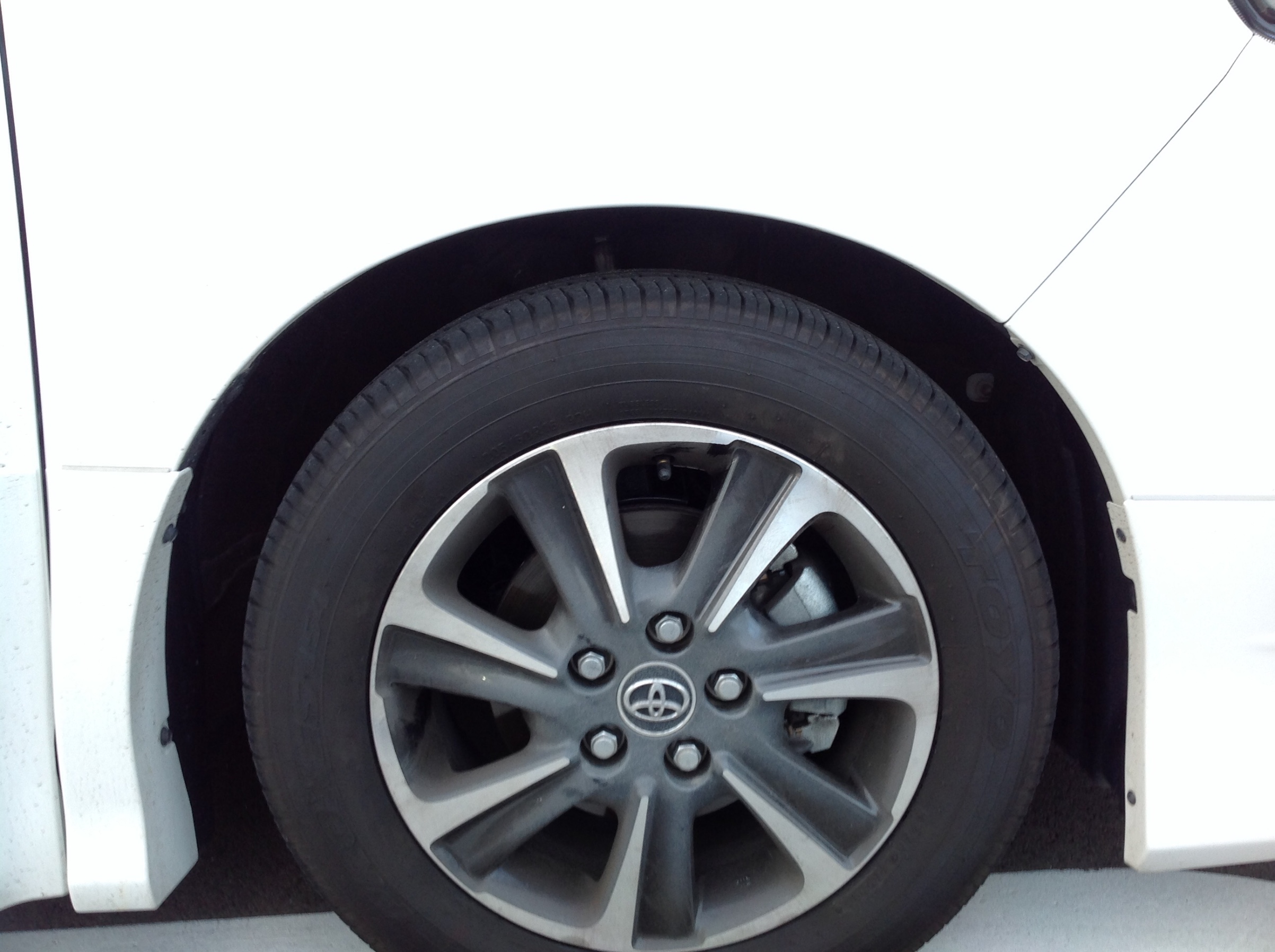 80系 VOXY ダウンサス取付・アライメント作業 | 店舗おススメ情報