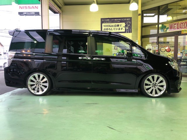 ステップワゴン RK5 車高調取付 | 店舗おススメ情報 | タイヤ館