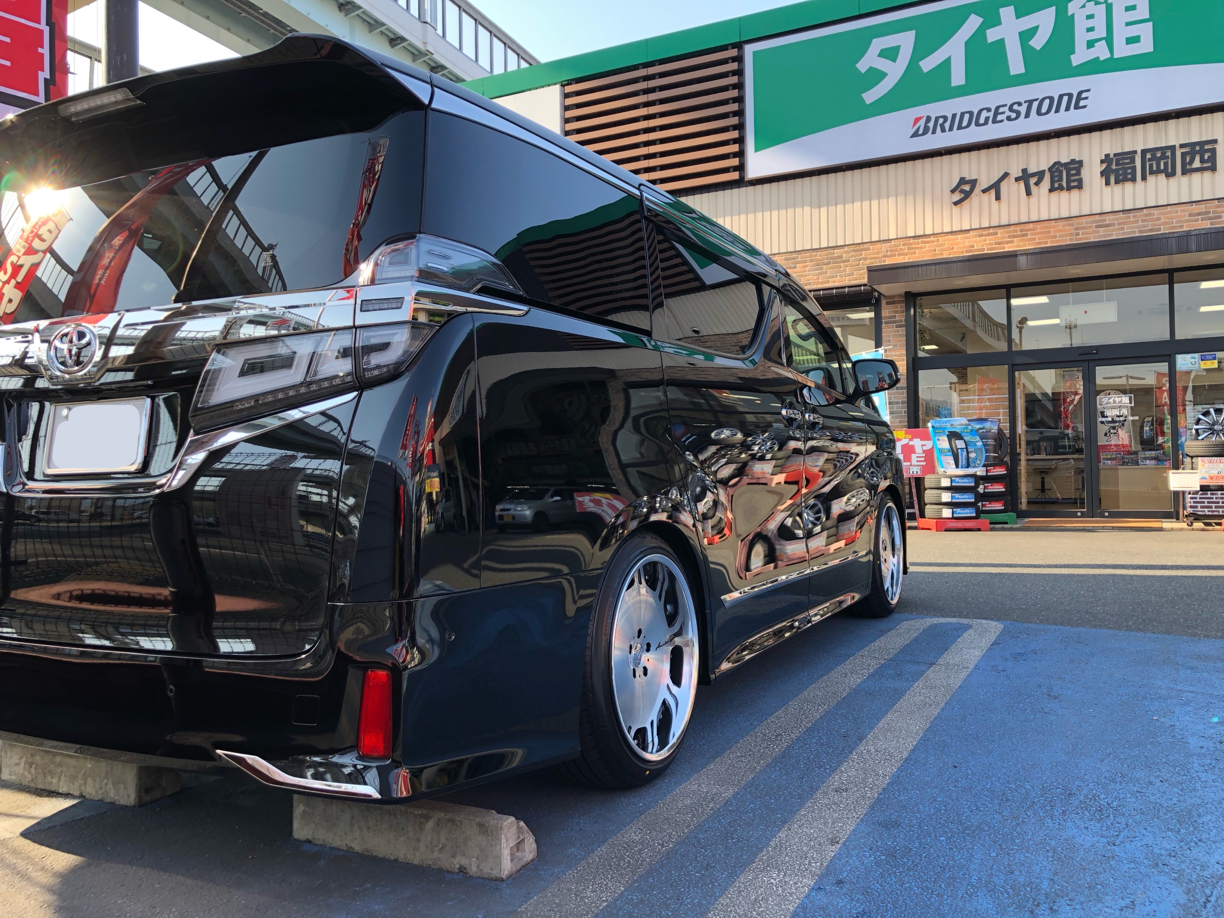 ヴェルファイア タイヤ＆ホイール | トヨタ ヴェルファイア ホイール