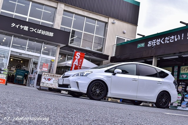 プリウスα テイン車高調取り付け | 店舗おススメ情報 | タイヤ館