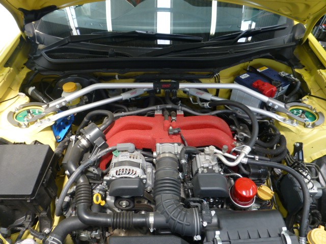スバル ZC6 BRZ】ストラットタワーバー取り付けを行いました。 | 店舗