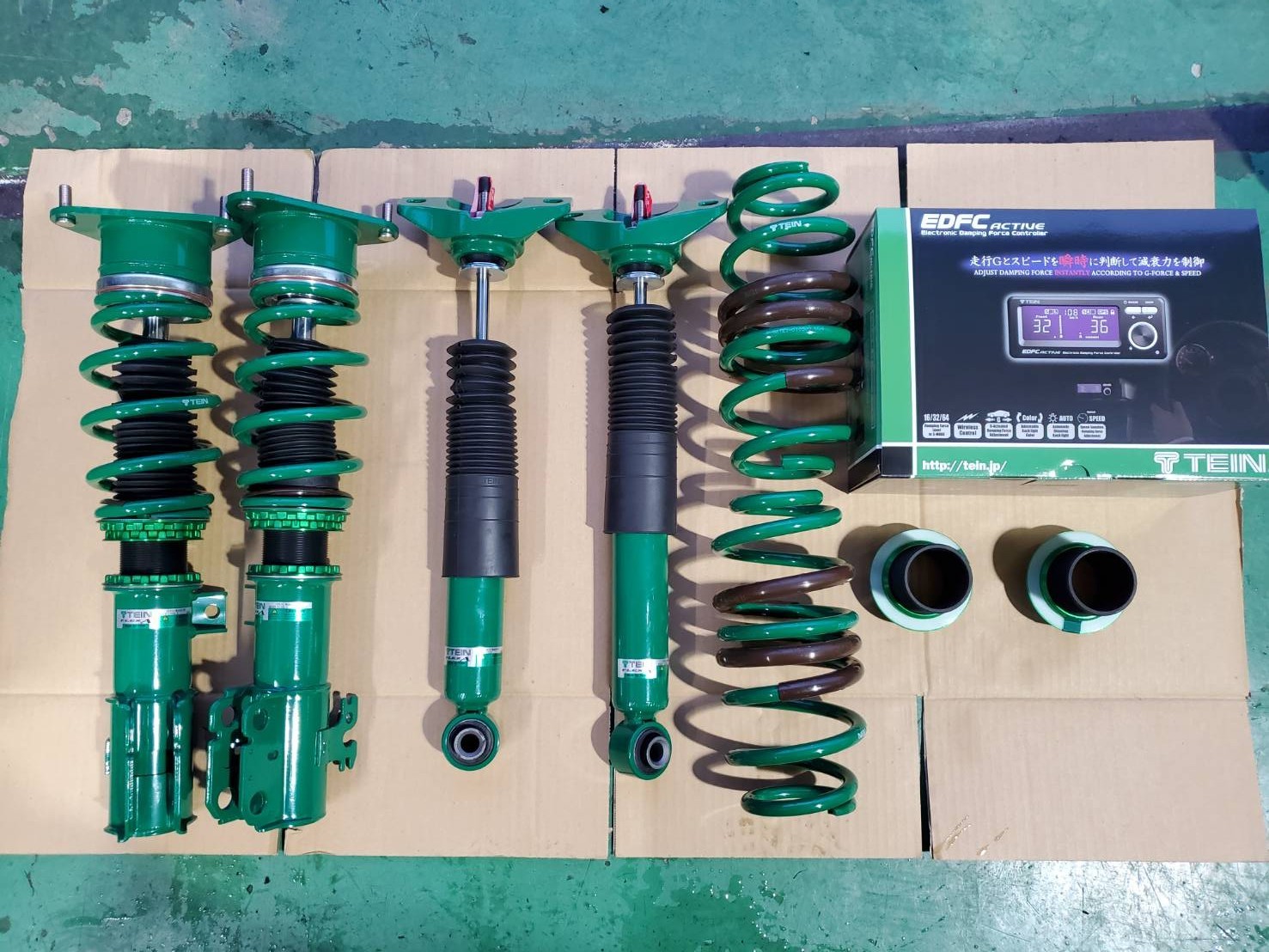 C-HR x 『TEIN FLEX A + EDFCアクティブ』 | 店舗おススメ情報 C-HR x 『TEIN FLEX A + EDFCアクティブ』 | 店舗おススメ情報