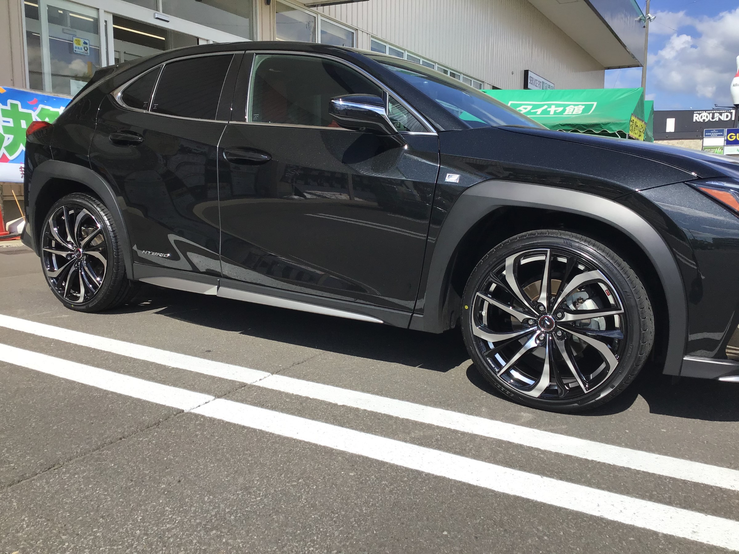 レクサスUX 20インチホイールセット(^^♪ | 店舗おススメ情報 | タイヤ