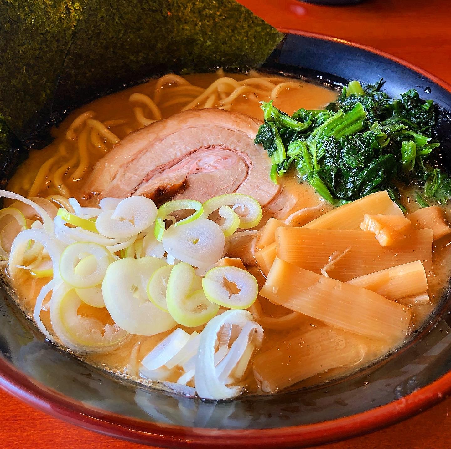 ラーメンって無性に食べたいときないですか 神辺店のスタッフ日記 タイヤ館 神辺 タイヤからはじまる トータルカーメンテナンス タイヤ館グループ
