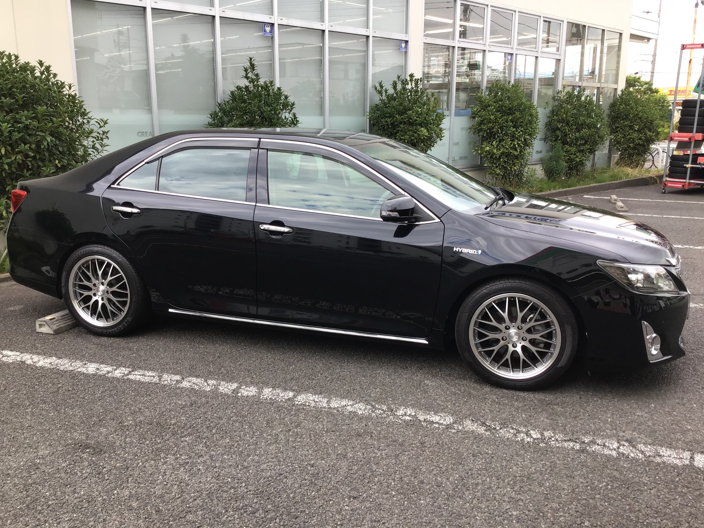カムリ Avv50 車高調 取り付け サービス事例 タイヤ館 平塚 神奈川県のタイヤ カー用品ショップ タイヤからはじまる トータルカーメンテナンス タイヤ館グループ