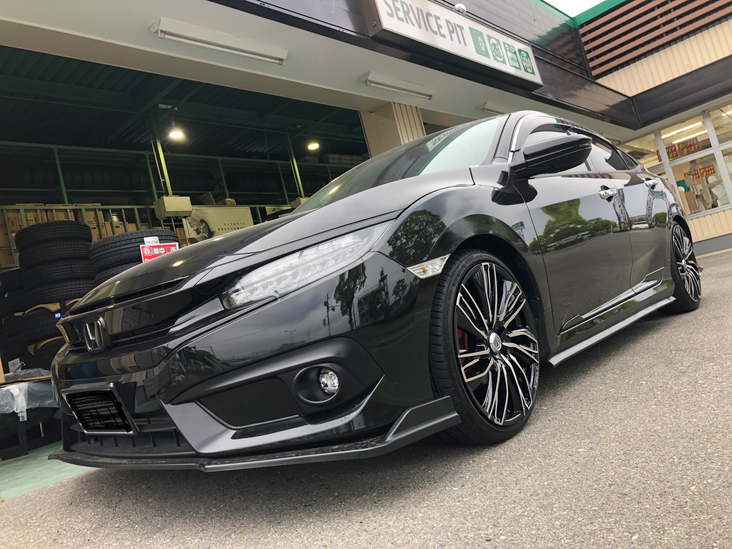 ☆ホンダシビックFC1ダウンサス＆ホイール取付けです☆ | 店舗お