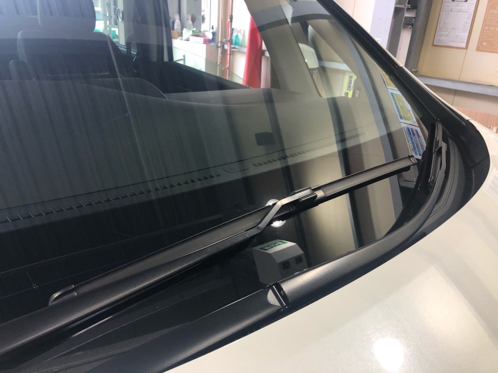 ステップワゴン ワイパーゴム 交換 ホンダ ステップワゴン メンテナンス商品 作業 取付け情報 タイヤ館 門司 タイヤからはじまる トータルカーメンテナンス タイヤ館グループ