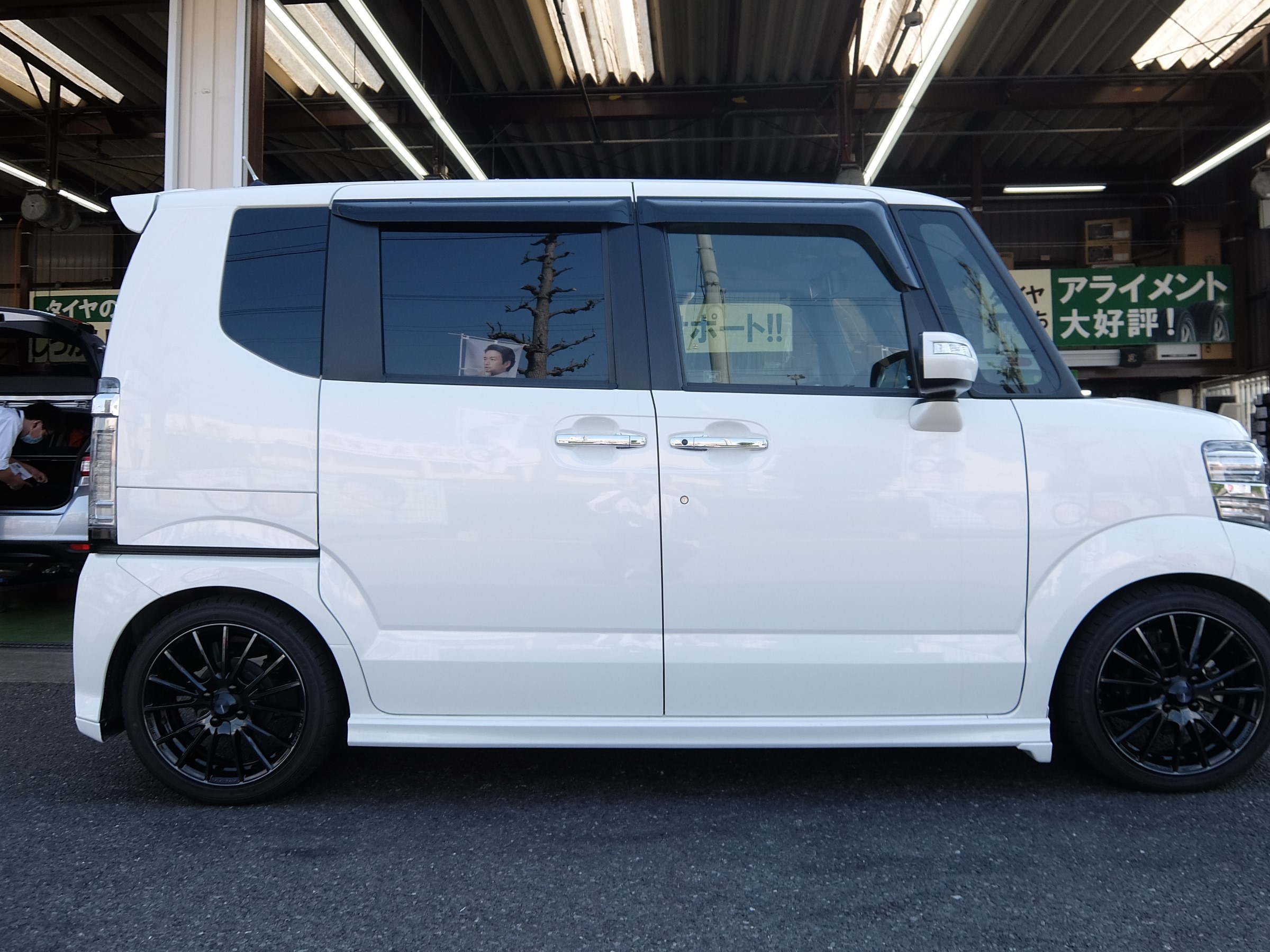 ホンダ・N-BOX・JF1】車高調取付け | 店舗おススメ情報 | タイヤ
