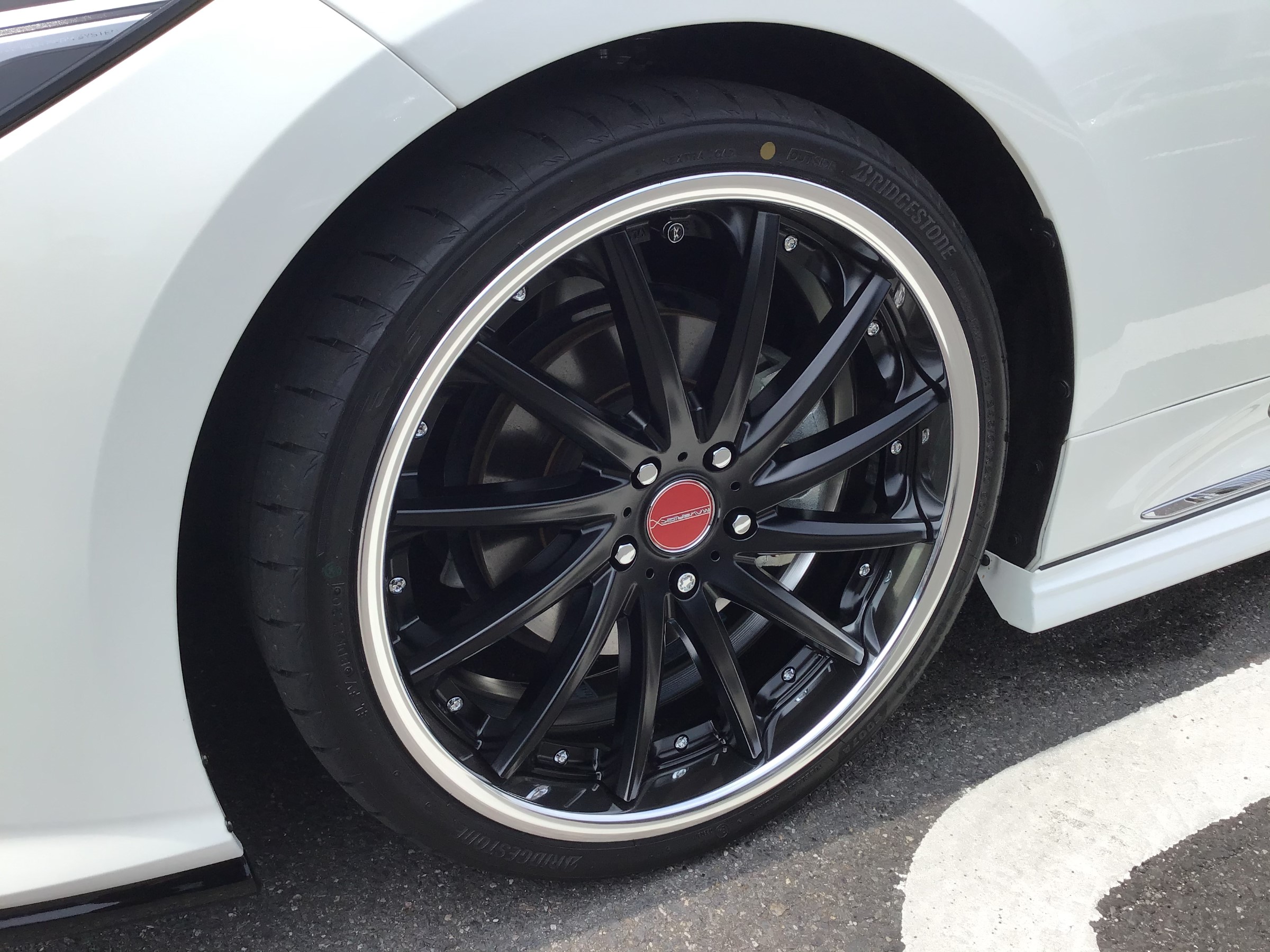 220型クラウン ”初” ホイールセット取付！ | 店舗おススメ情報