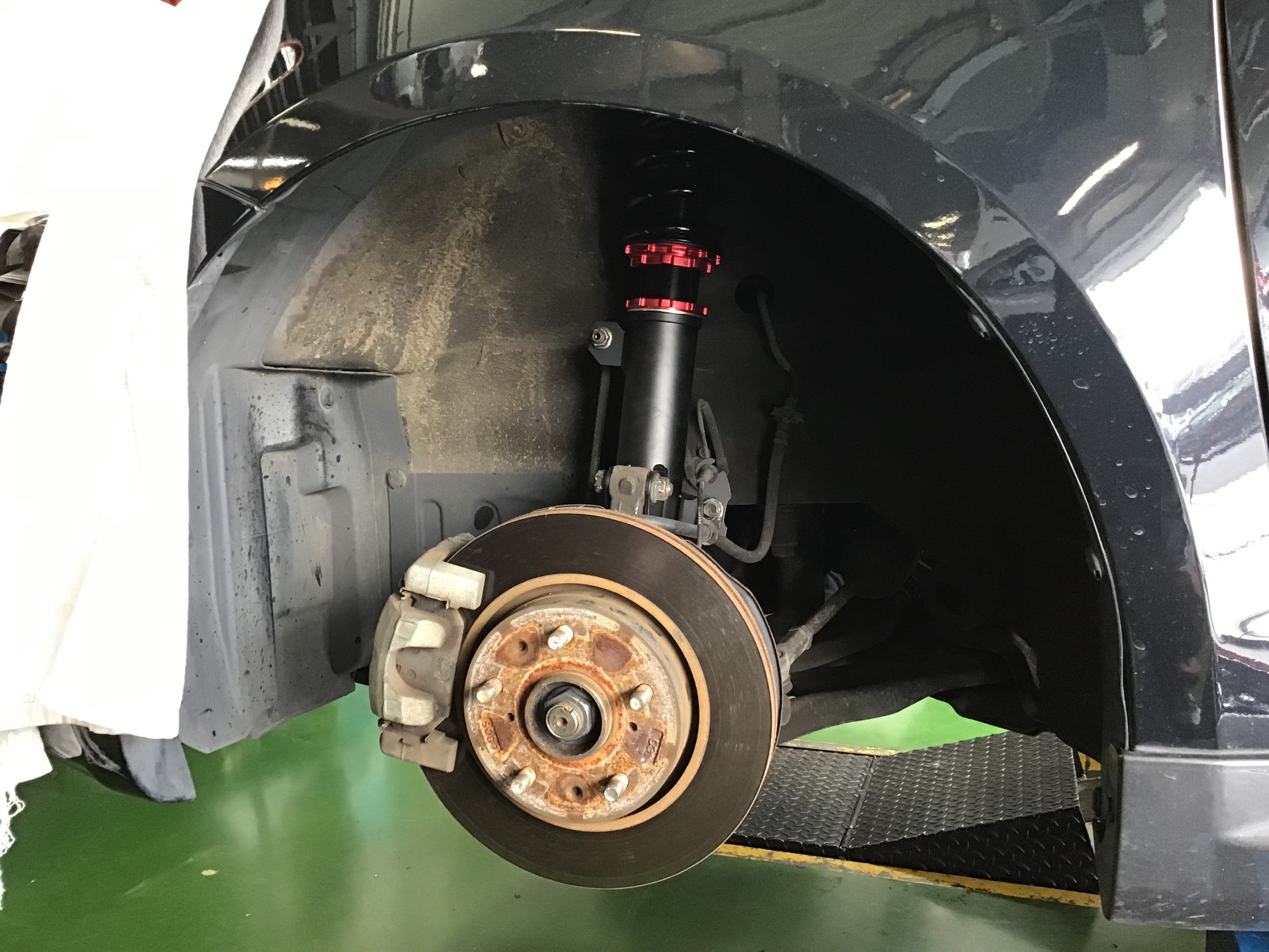足回りのリフレッシュを車高調にて ブリッツ ZZ-Rダンパー