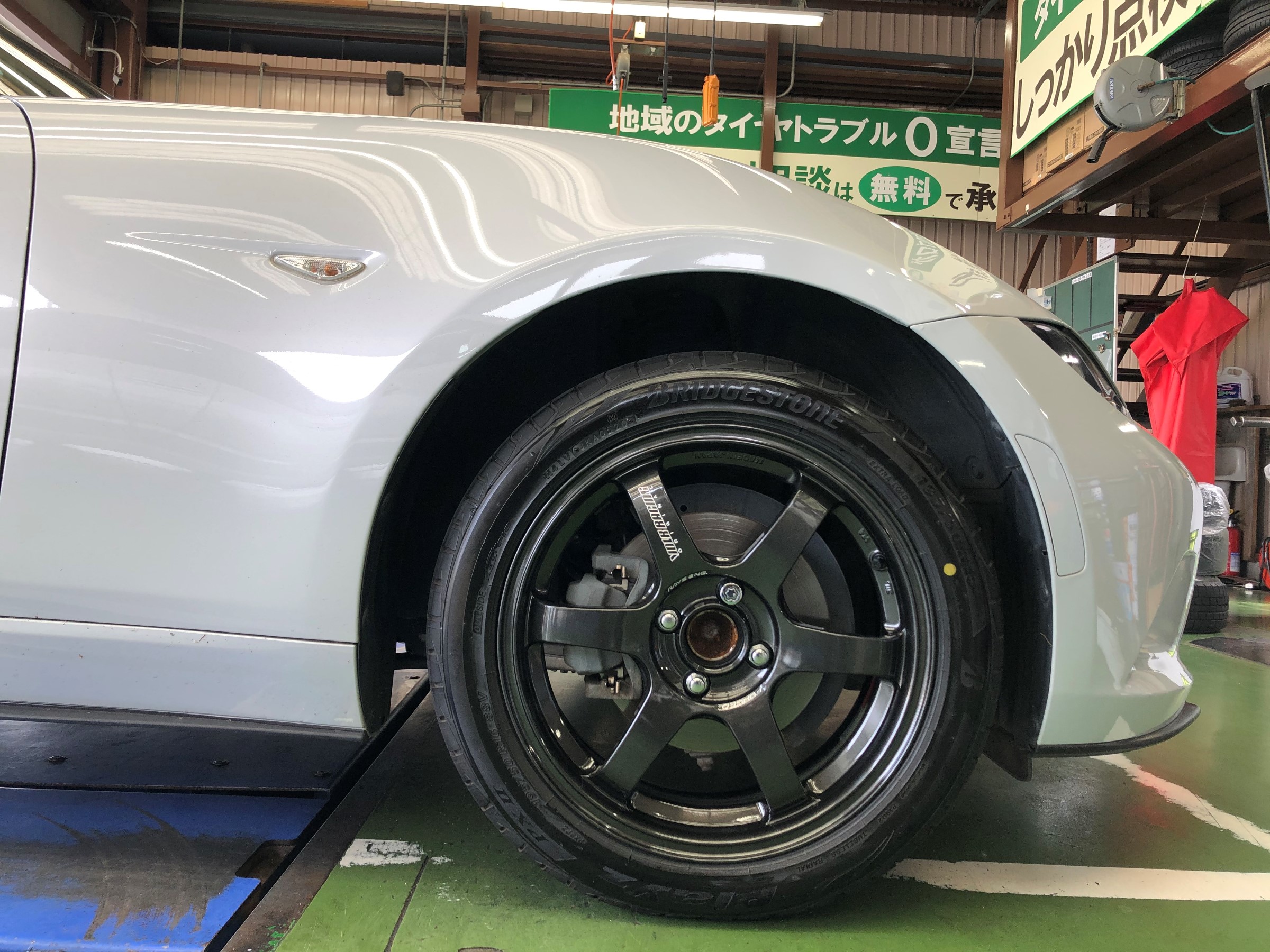 【美品】レイズ ボルクレーシング TE37 ホイール マツダ ロードスター ロードスター カスタマイズ事例 : MAZDA ND ROADSTER 990S ND5RC