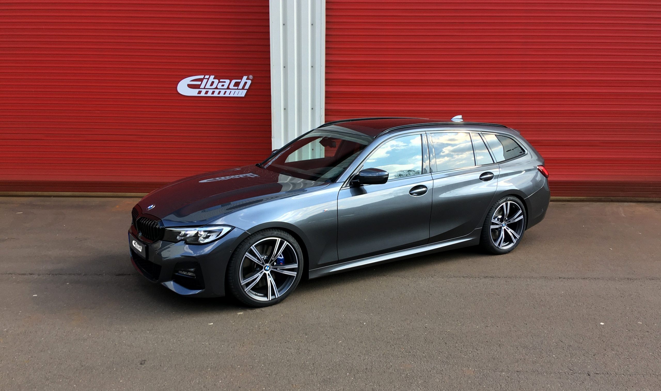 BMWの新型3シリーズ ツーリング（G21型）アイバッハ製 ダウンサス