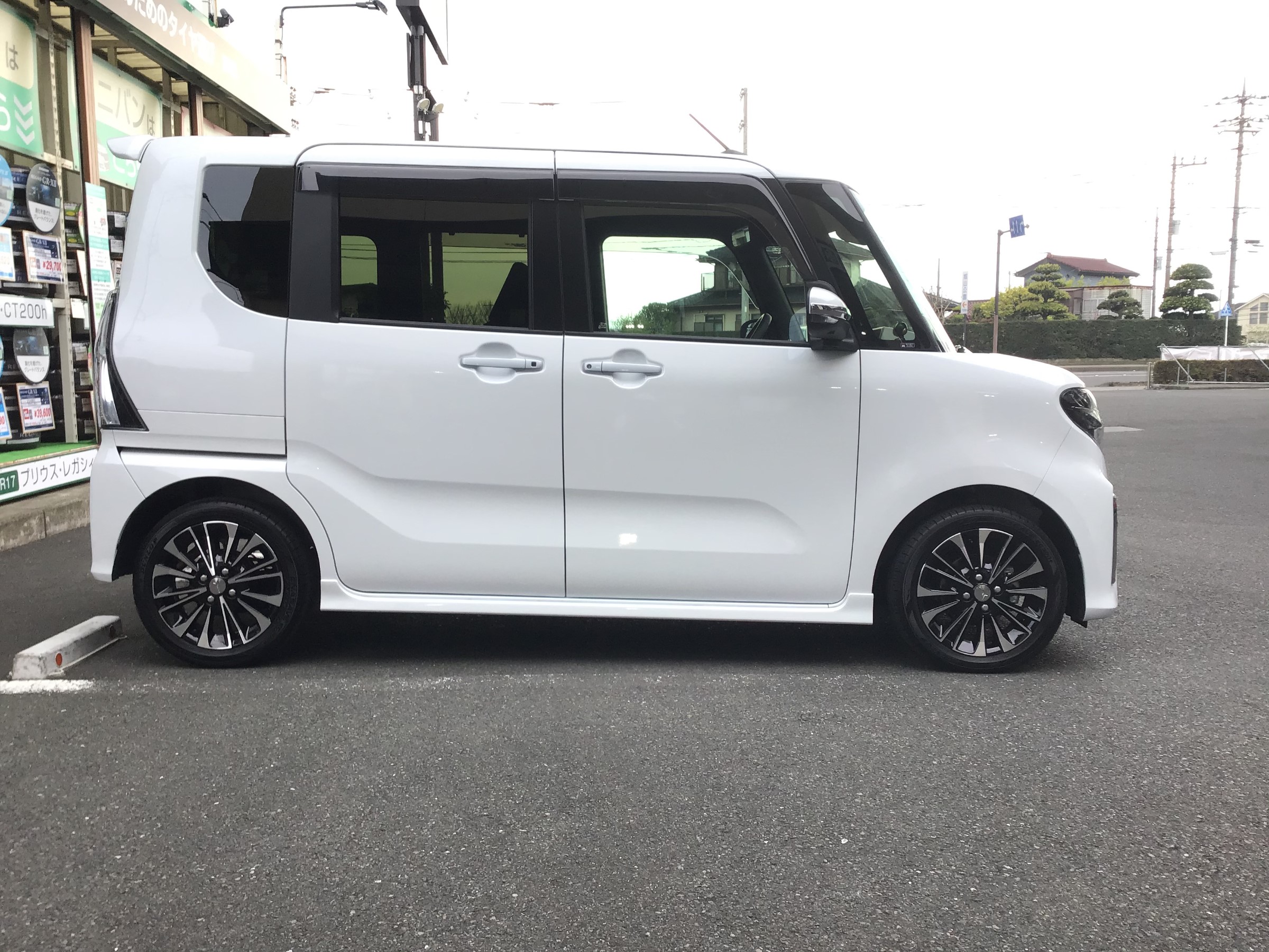 ダイハツ タント BADX ロクサーニ マグナス 15インチ | 店舗お