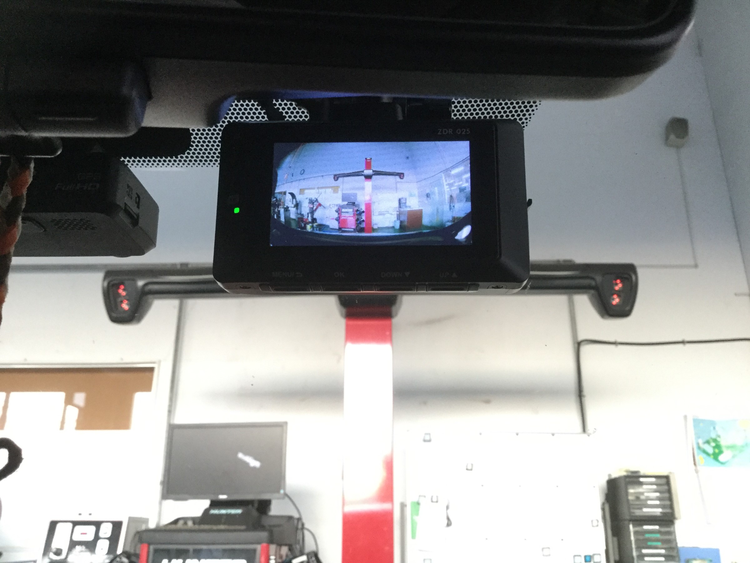 ノート Nismo ドライブレコーダー取り付け 日産 ノートe Power その他 パーツ取付 各種用品取付 サービス事例 タイヤ館 宇都宮南 タイヤからはじまる トータルカーメンテナンス タイヤ館グループ